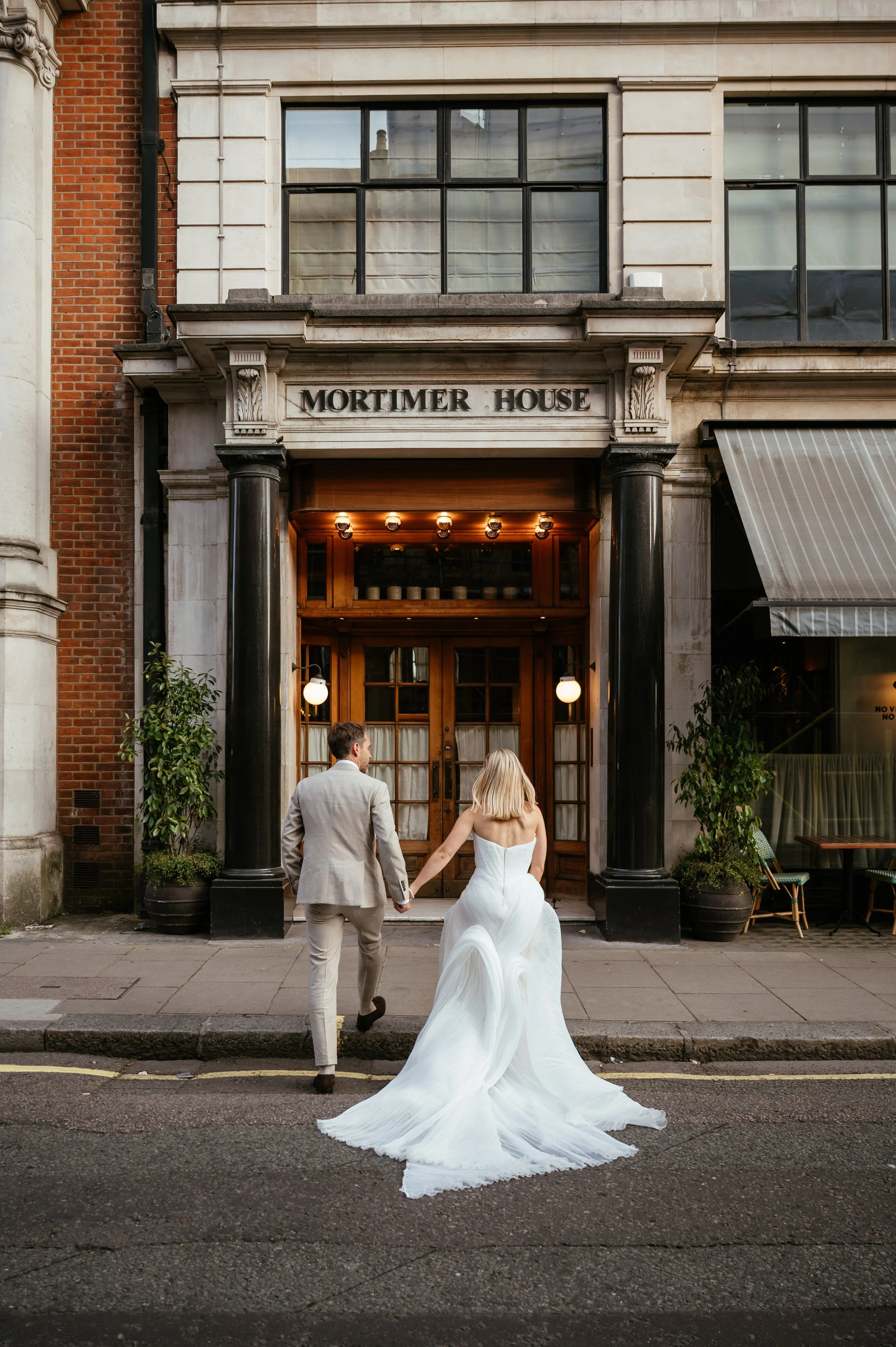Fitzrovia Chapel Wedding / Lauren Braithwaite