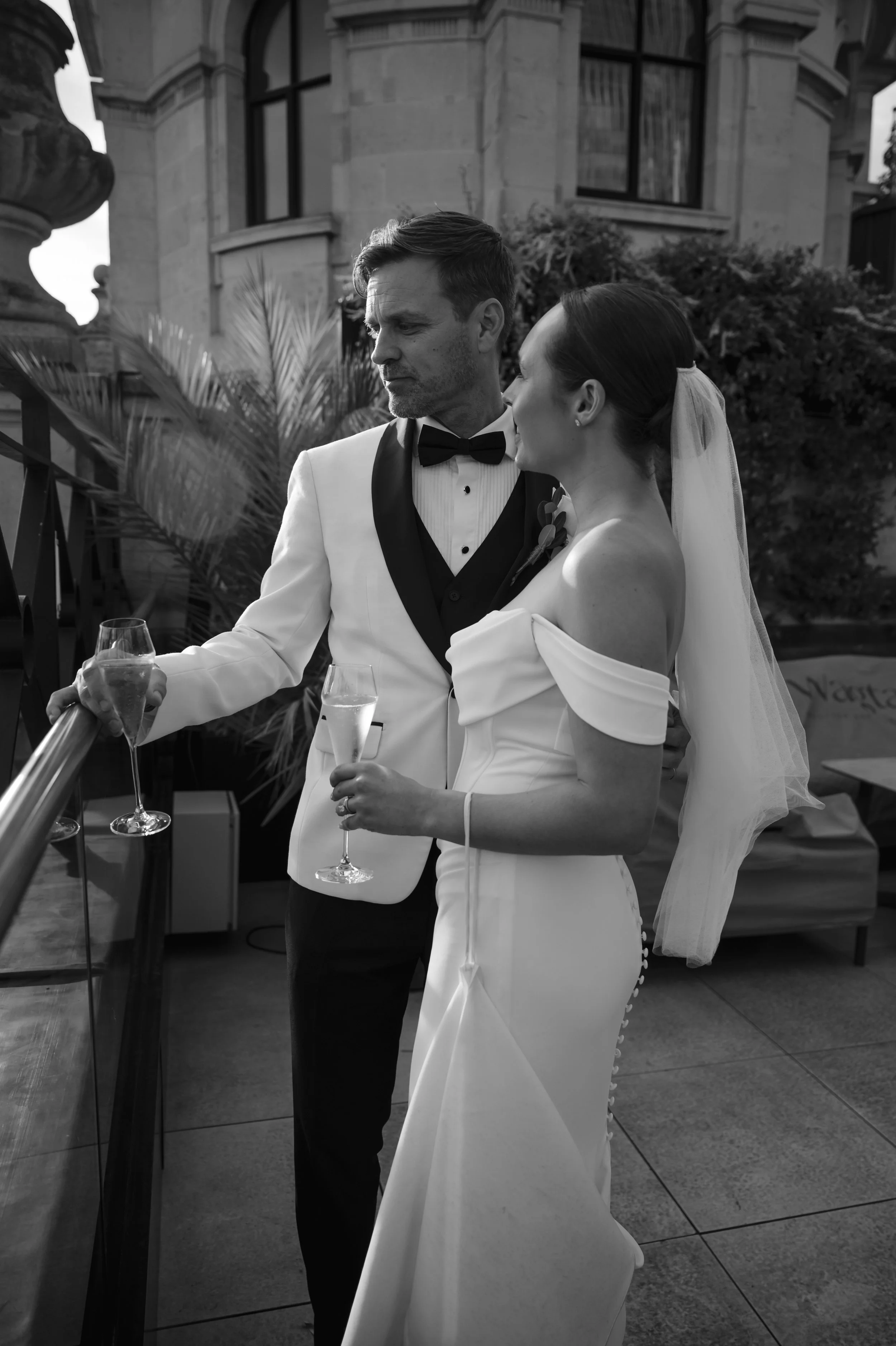 Old Marylebone Town Hall / Wagtail London Wedding by Lauren Braithwaite