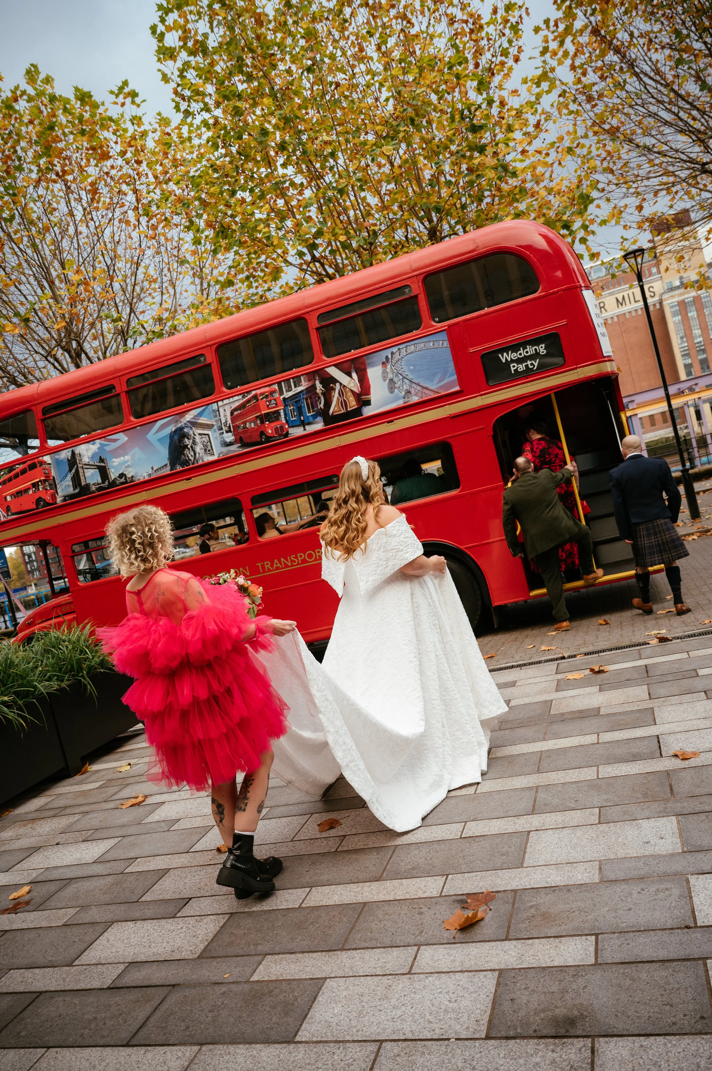 The Baltic / Tapyard Wedding in Newcastle by Lauren Braithwaite