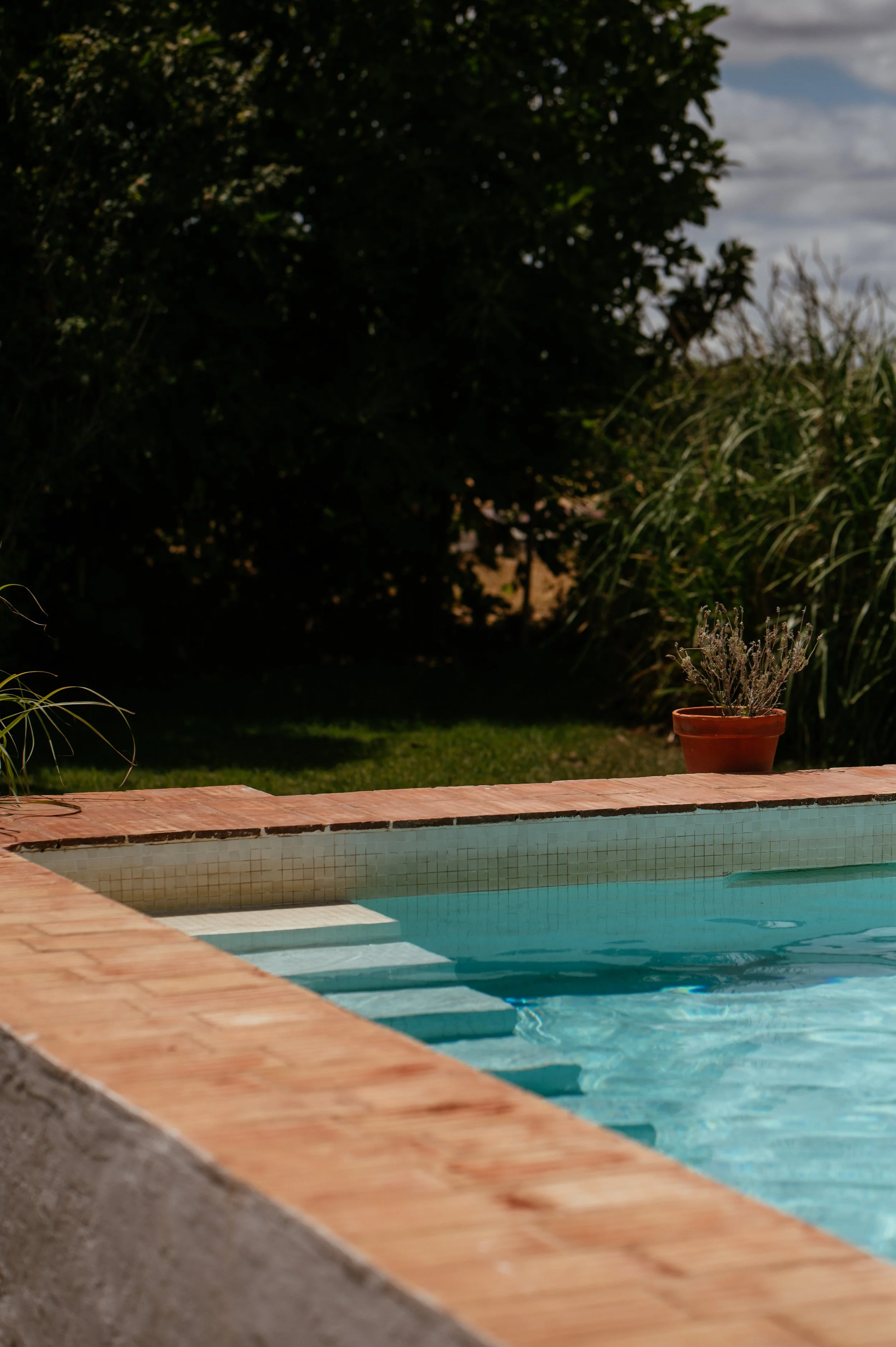 Chapel Nossa Senhora Da Rocha and Morgado do Quintão Wedding in Portugal by Lauren Braithwaite