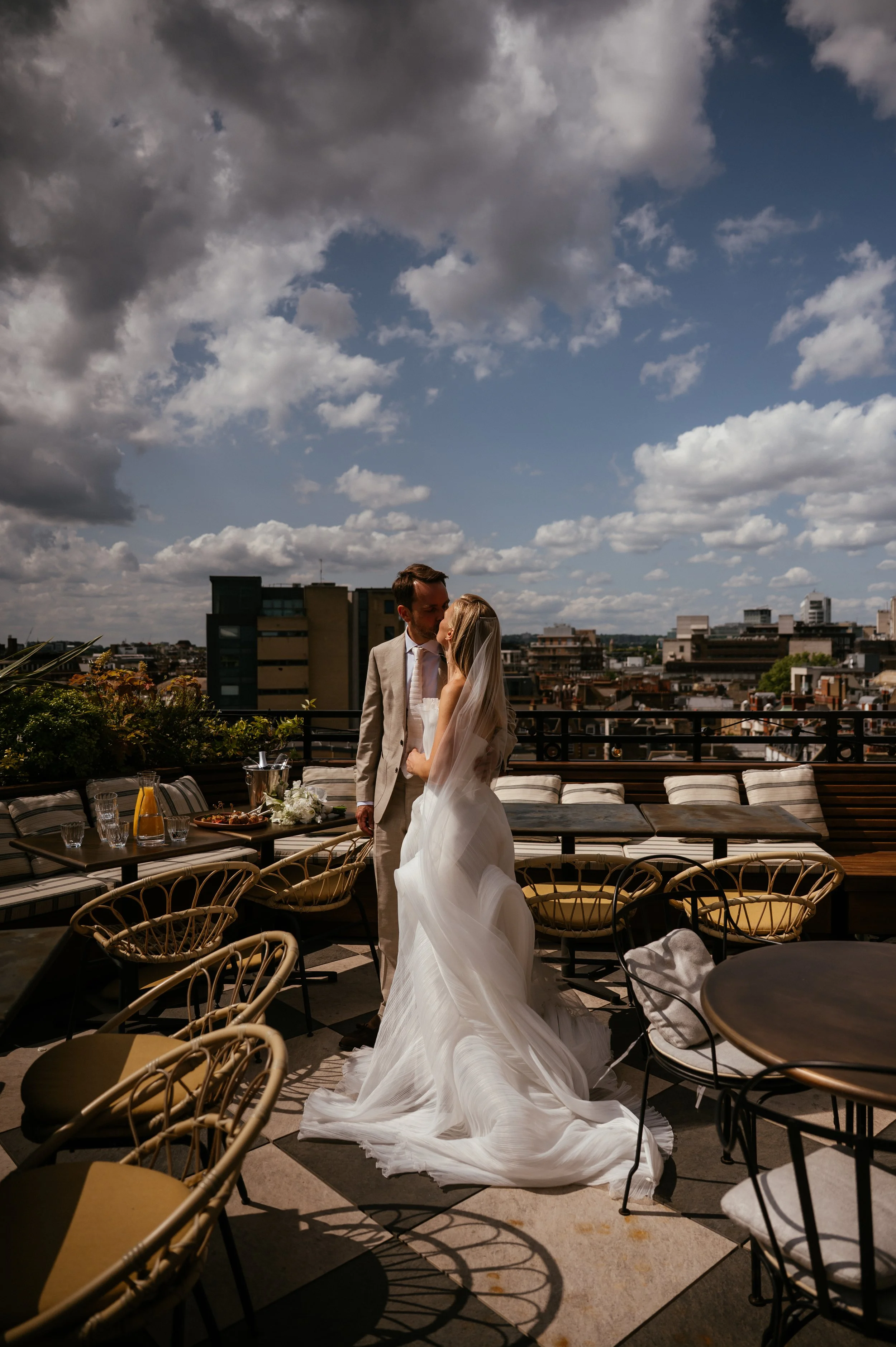 Fitzrovia Chapel Wedding / Lauren Braithwaite