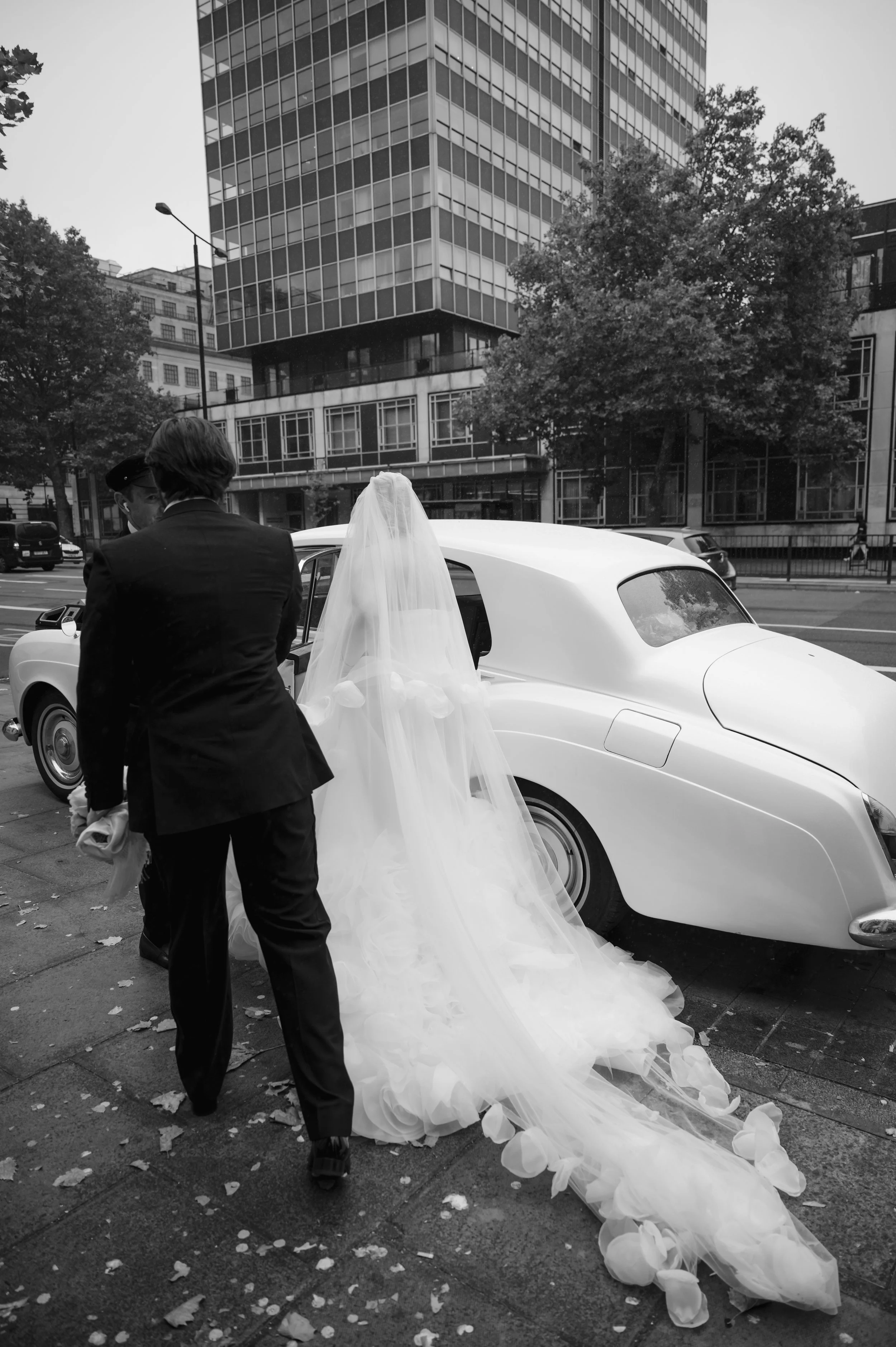 Old Marylebone Town Hall / Landmark Hotel and The Green Houses - Wedding Photography in London by Lauren Braithwaite