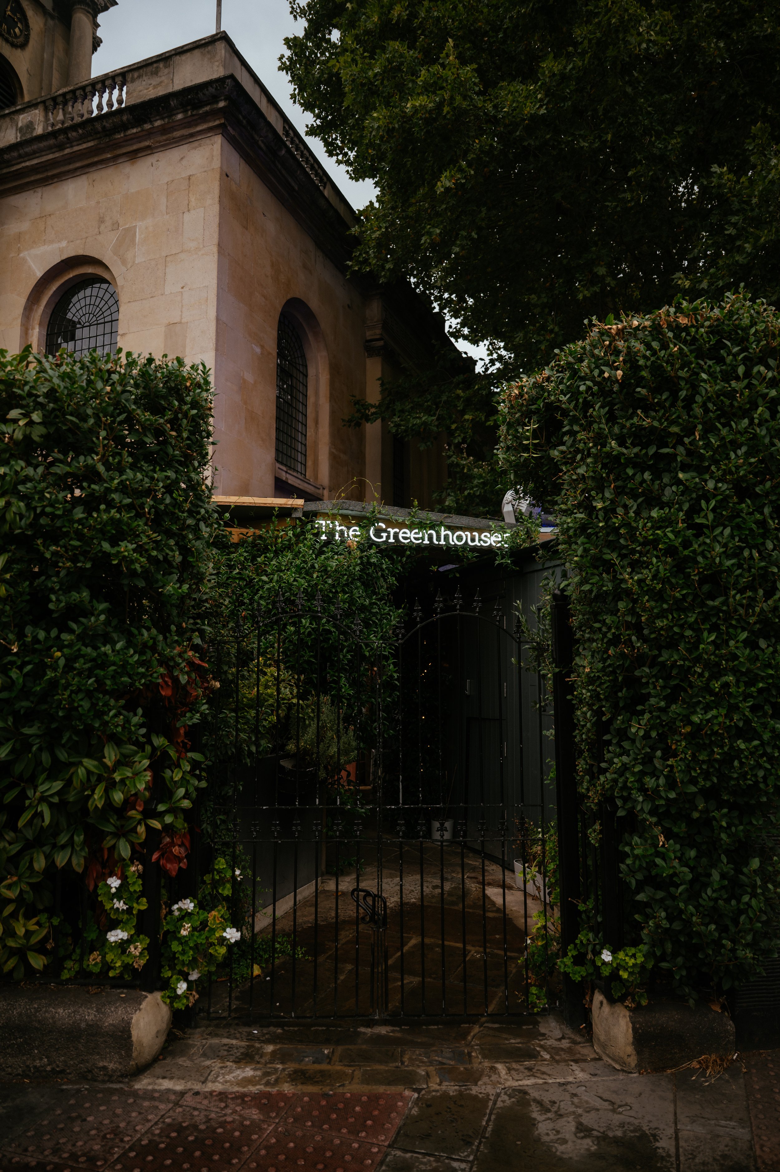 Old Marylebone Town Hall / Landmark Hotel and The Green Houses - Wedding Photography in London by Lauren Braithwaite
