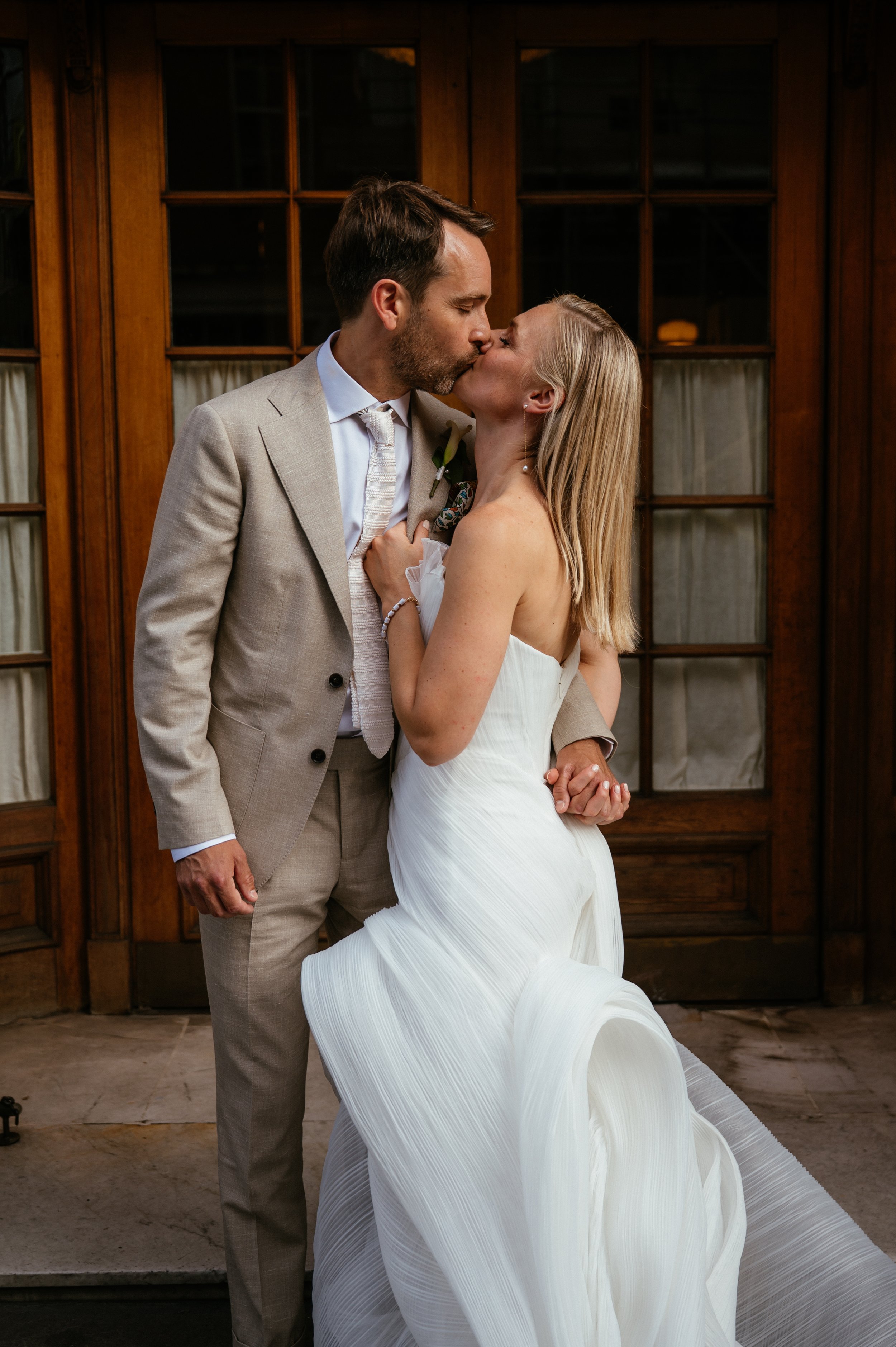 Fitzrovia Chapel Wedding / Lauren Braithwaite