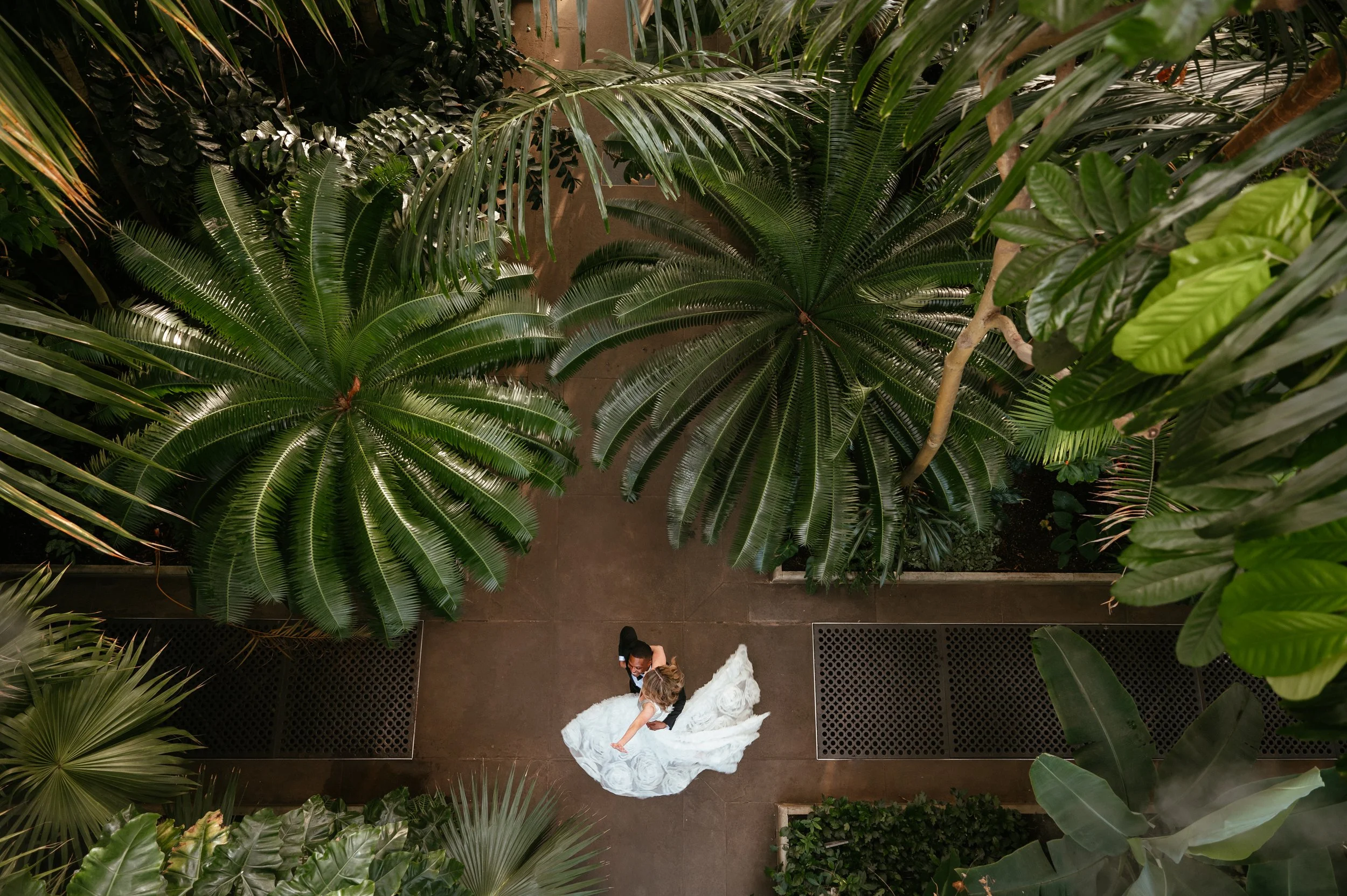 Lauren Braithwaite - Kew Gardens Wedding Photographer