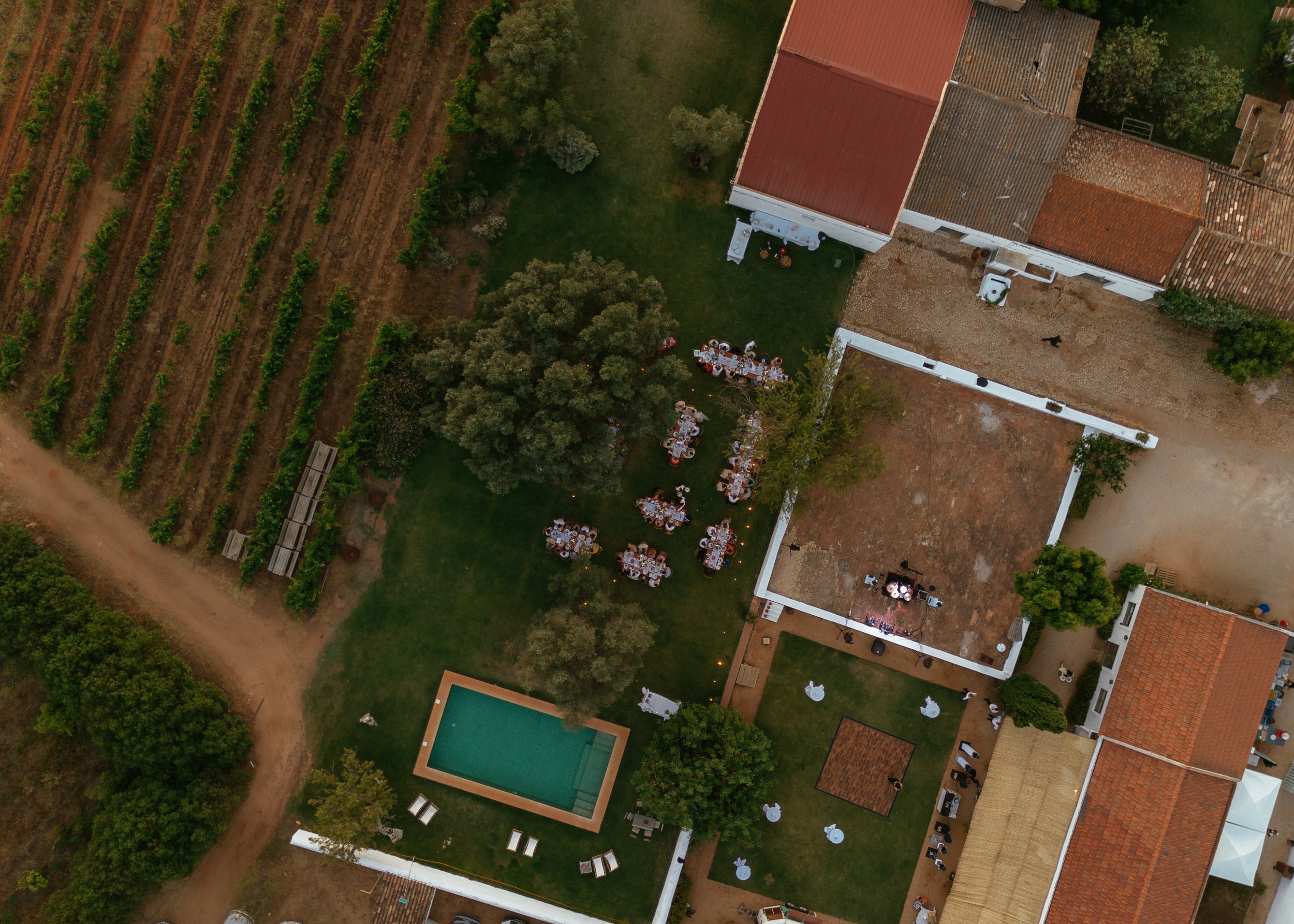 Chapel Nossa Senhora Da Rocha and Morgado do Quintão Wedding in Portugal by Lauren Braithwaite