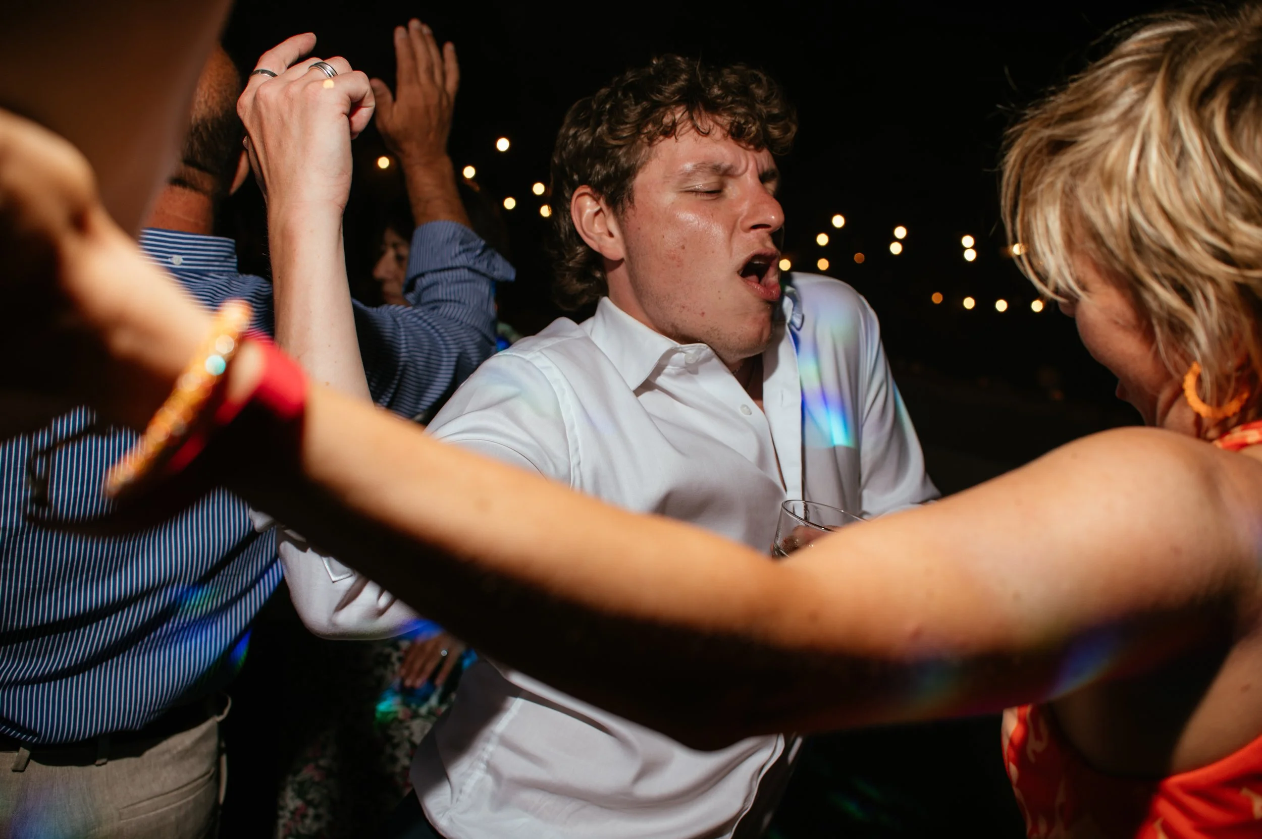 Chapel Nossa Senhora Da Rocha and Morgado do Quintão Wedding in Portugal by Lauren Braithwaite