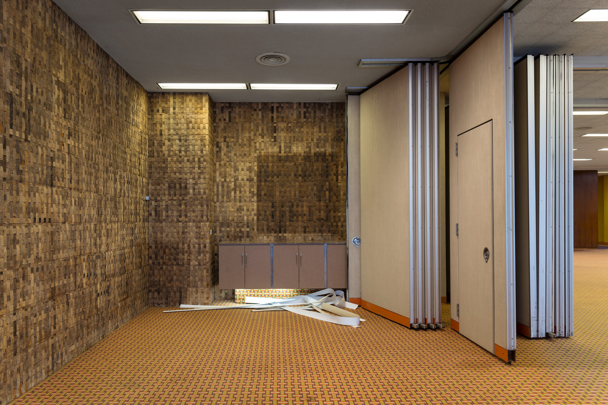 CorpCafeteria_2000px_web.jpg