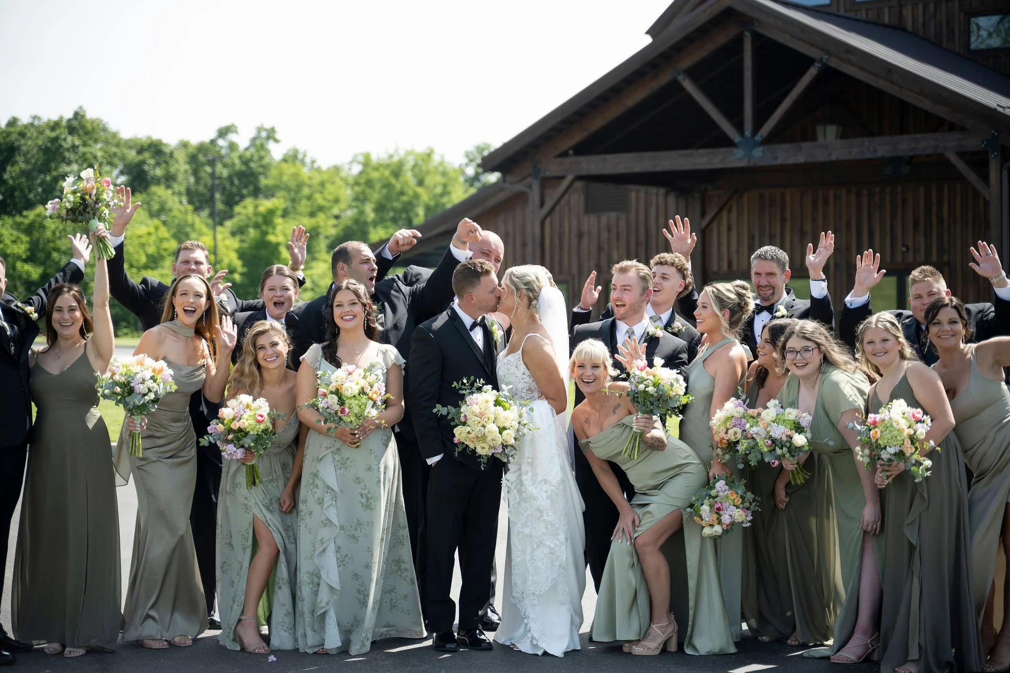 How Do You Plan a Cincinnati Wedding Weekend for Out-of-Town Guests?