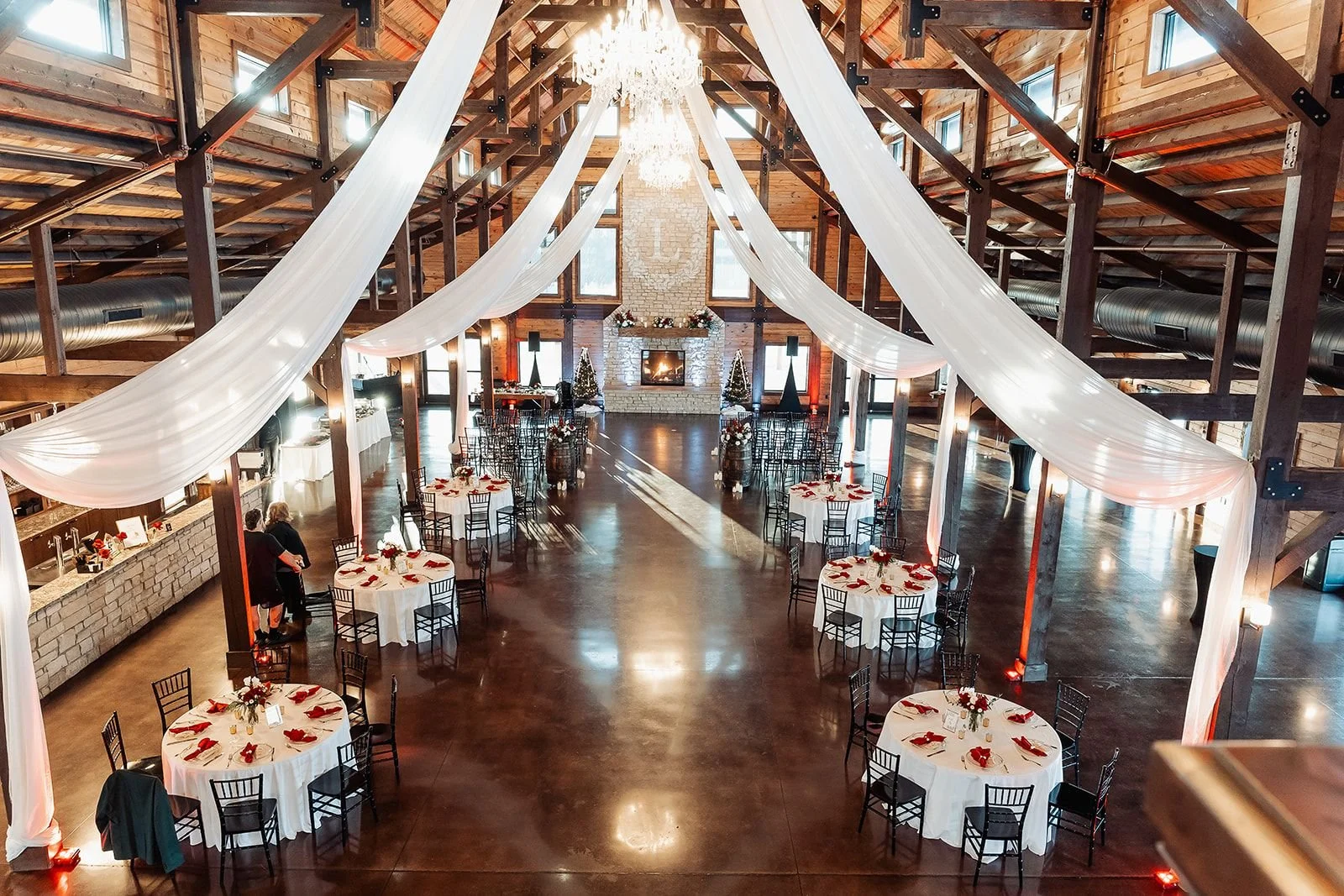 Winter wedding near Cincinnati