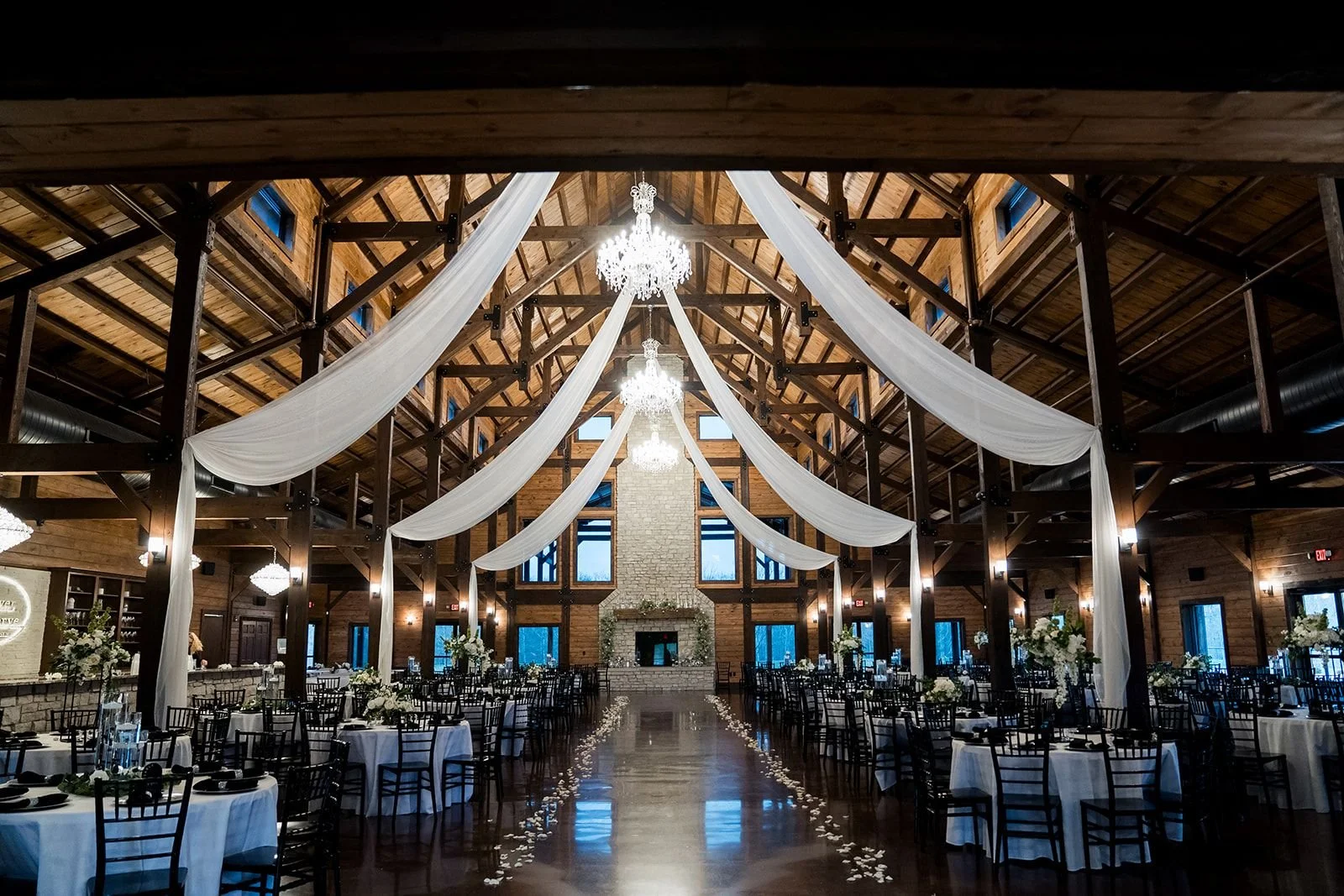 Best Time of Year to Get Married in Cincinnati