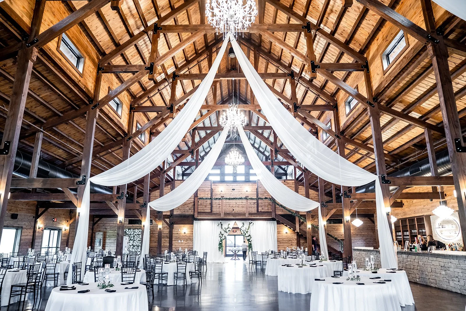 This wedding venue near Cincinnati can host up to 400 wedding guests at this elegant indoor reception space.
