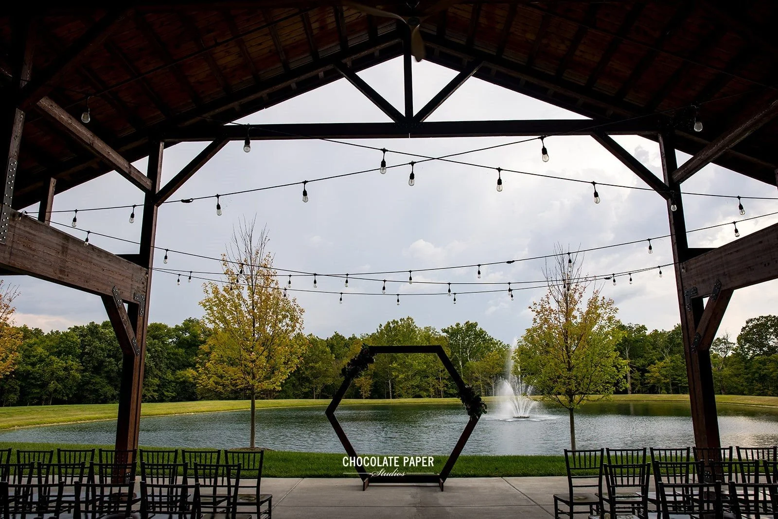Beautiful outdoor wedding ceremony at Hanover Reserve in Hamilton, Ohio, one of the best hidden wedding destinations near Cincinnati
