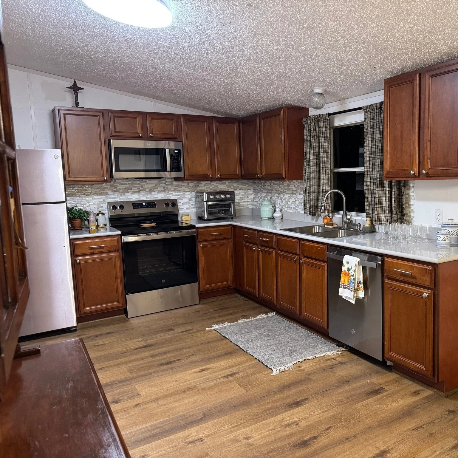 Thanksgiving Story &mdash; Unexpected Blessings
There&rsquo;s a couple I&rsquo;ve grown to treasure deeply during my time at Graces. They attend our Farm to Table fundraiser every year, and when I mentioned this project, they immediately asked if the