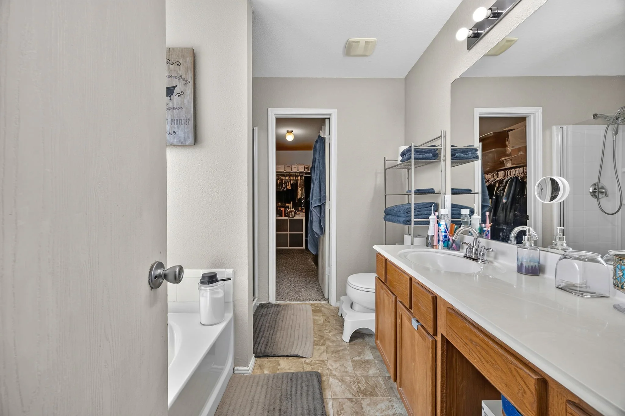 18-web-or-mls-315-highland-creek-dr.jpg