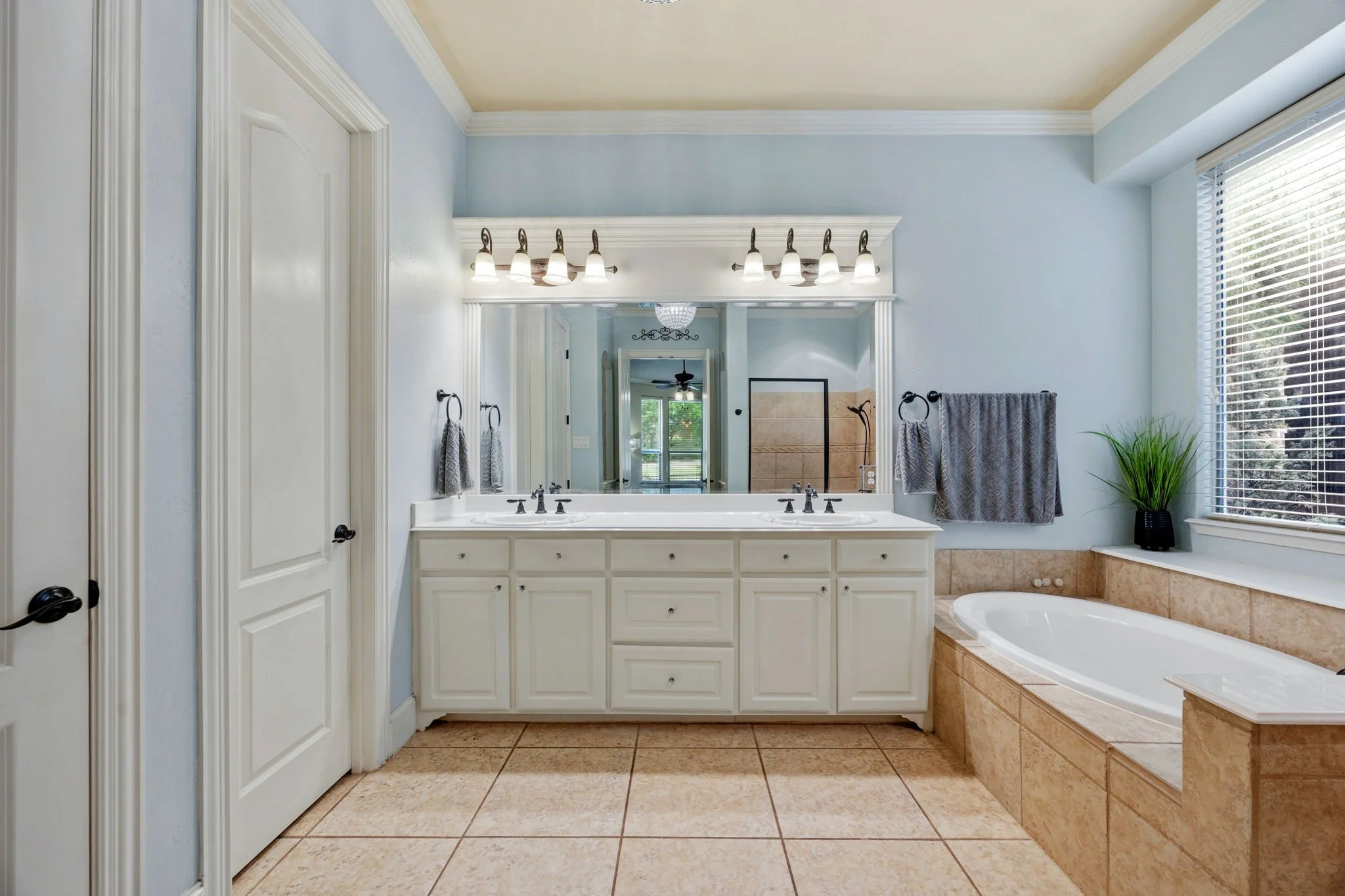 34-web-or-mls-959-terrace-dr.jpg