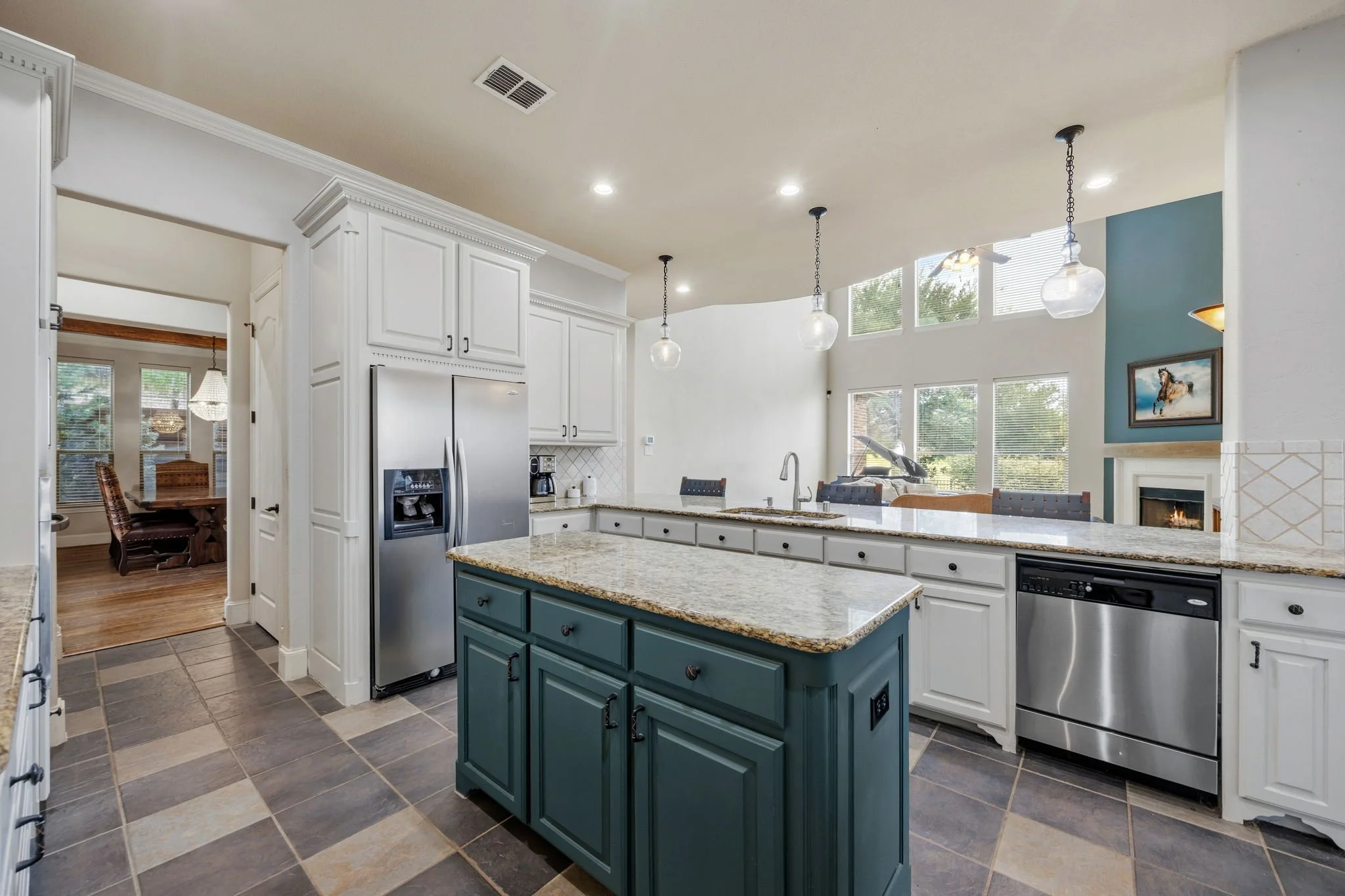 22-web-or-mls-959-terrace-dr.jpg