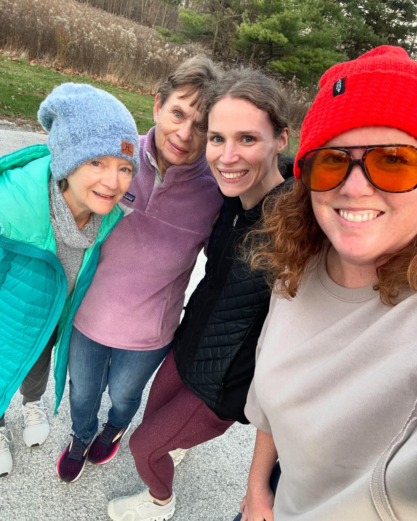 Lovely Sunday afternoon at the forest preserve complete with deer sightings!! 

One more walk for November coming up Saturday 10am at Riverbend.

Have a great week!