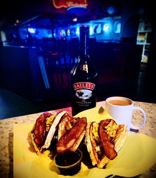 We&rsquo;re having breakfast here at #Outlaws! Where you at?? .
.
Karinas behind the bar till 6 with Kellyn and MyVy to follow till last call 👏❤️ Come hang out! .
.
#TGIF #friday #dinein #takeout #breakfast #lunch #dinner #socialdistancing #happyhou