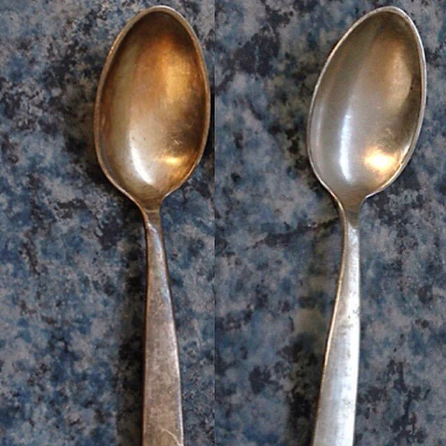 Silberbesteck zum Glänzen bringen