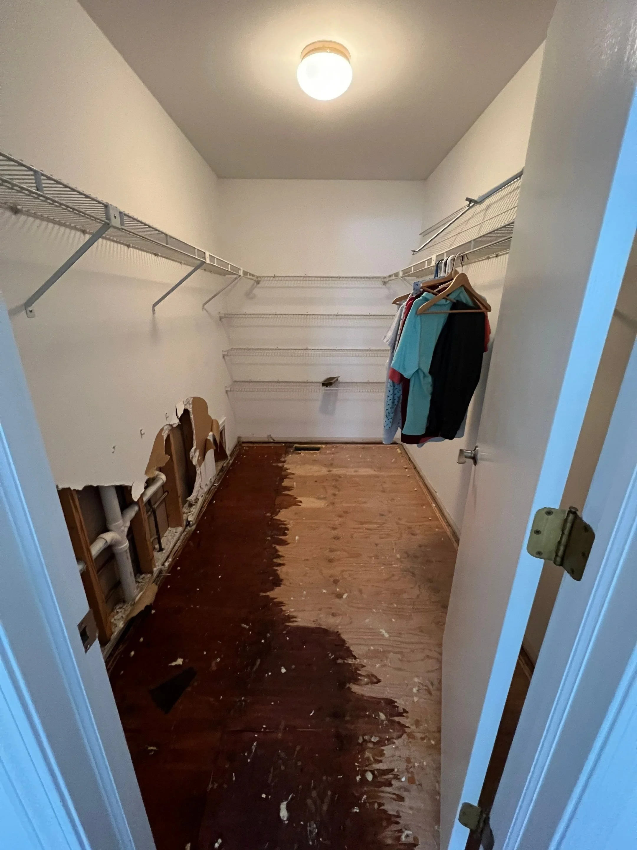 What's The Difference Between Water Damage Mitigation and Restoration? Why Is It Best to Find aCompany That Can Do Both?