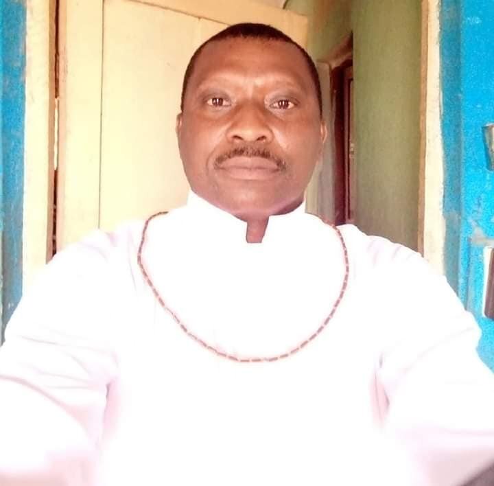 Baba Solomon Mgbejume Omojie (Osundara) is an Ika and Yoruba priest living and working in Lagos, Nigeria. He was born into a amily that has been cultivating Olokun in the Edo tradition for the kings of Owa in the Delta state of Nigeria for 500 years.