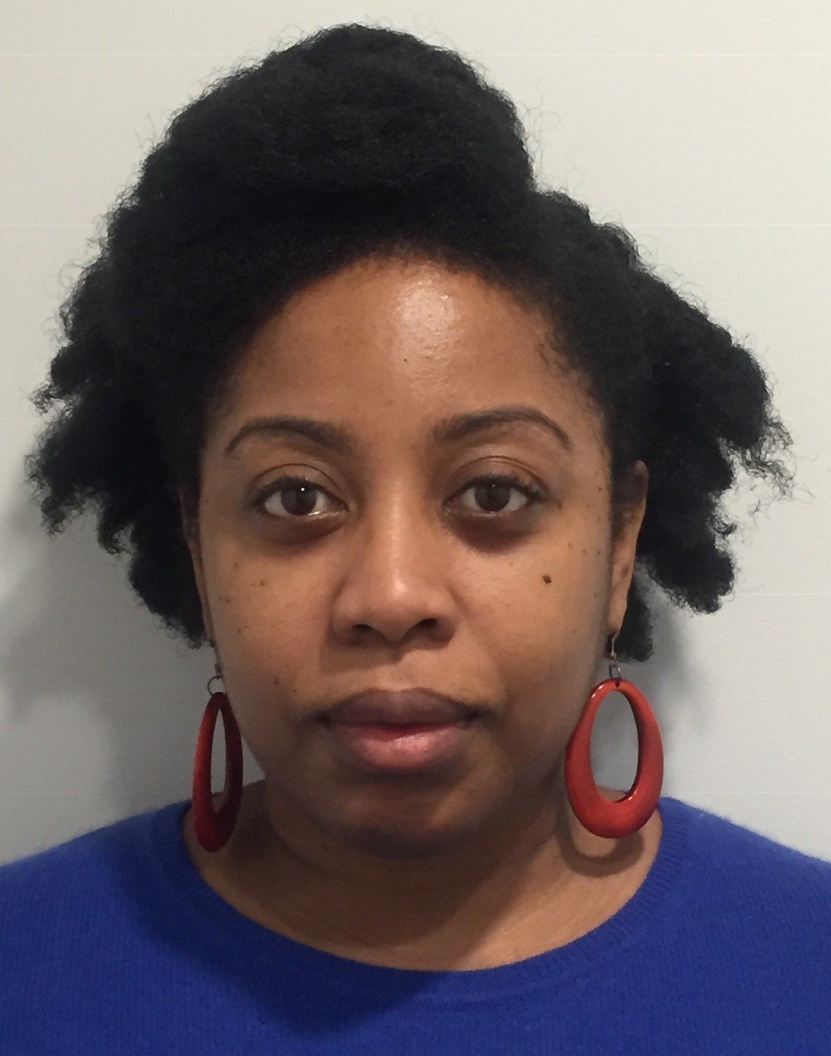 Tania Molina MSc. Omo Yemaya Omisayade
Born and raised in San Pedro Sula, Honduras. She has a undergraduate degree in Economics from University of Massachusetts Boston and graduate degree in Economic Analysis from Brooklyn College. While in Boston
