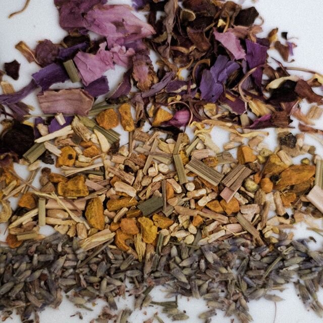 Chinese herbs treat early symptoms of #Covid19 and stop it from replicating inside the body. To learn more visit drnatalielewis.com⠀⠀⠀⠀⠀⠀⠀⠀⠀
Book an appointment today, link in bio. ⠀⠀⠀⠀⠀⠀⠀⠀⠀
⠀⠀⠀⠀⠀⠀⠀⠀⠀
#tcm #acupuncture #antiviral #preventativehealthc
