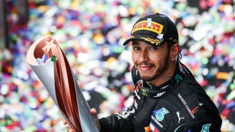 201116083317-lewis-hamilton-turkey.jpg