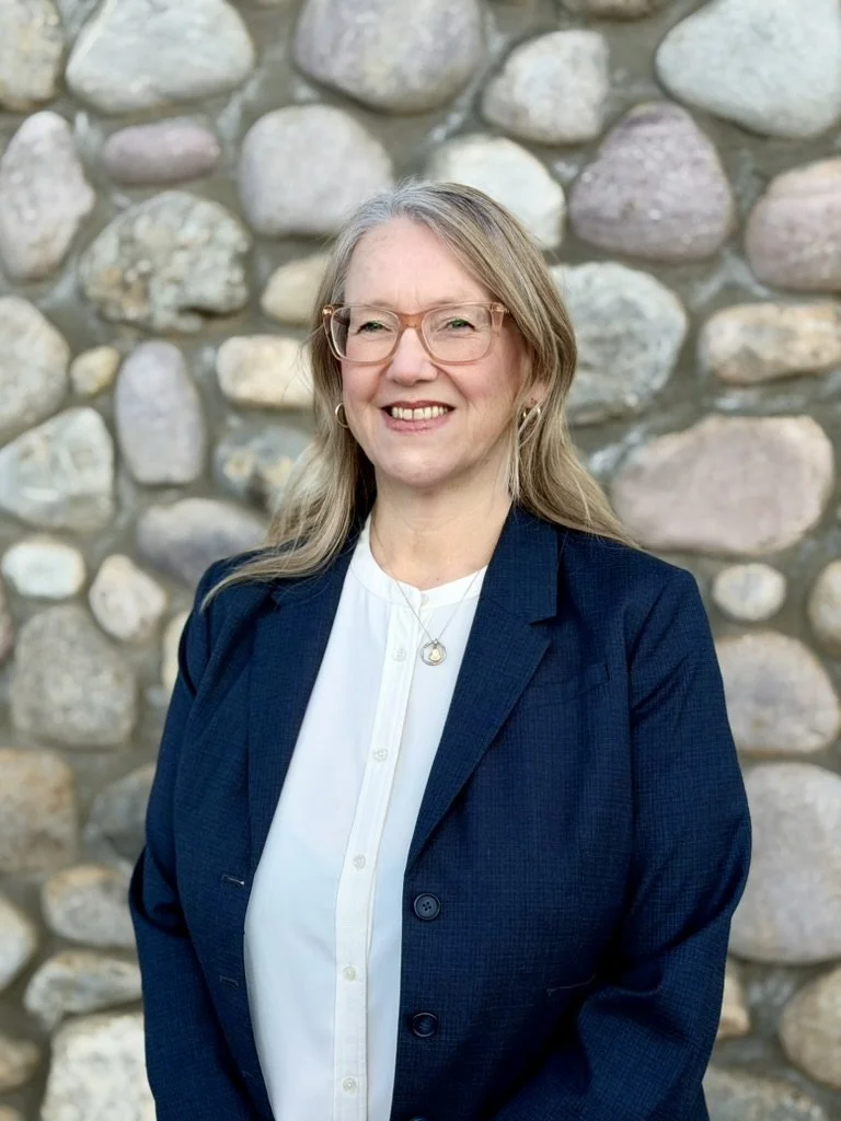 JASPER, AB — The Board of Directors of the Jasper Community Team Society (JCTS) is pleased to announce the appointment of Susan Given as Executive Director.
