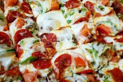 Niko’s Pizzeria                                                       22 Ohio St Joliet, IL                            815.722.8800