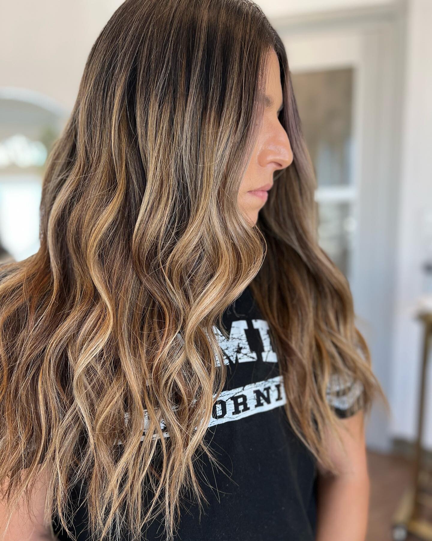 Jenn | full balayage + gloss | 

#citrinehair