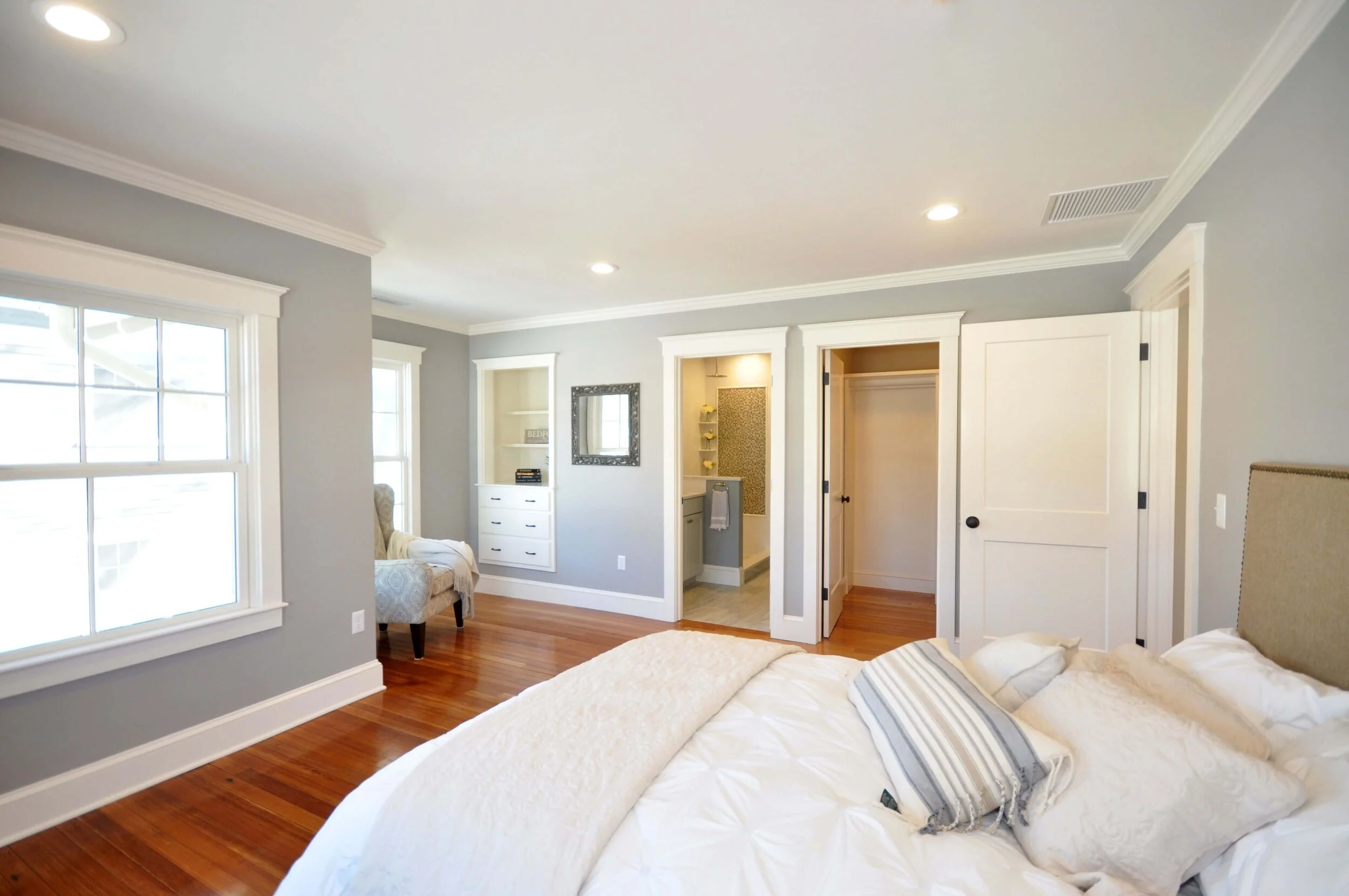 Paul Marcus Home Restoration 15 bedroom.jpeg