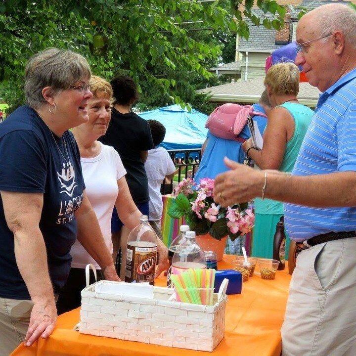 The L'Arche St. Louis Ice Cream Social is back! Come enjoy free ice cream treats and balloon animals this Saturday from 1-3pm at Glendale Lutheran Church! The best news? It won't be 100 degrees anymore! 

Enjoy these photos of past Ice Cream Socials!