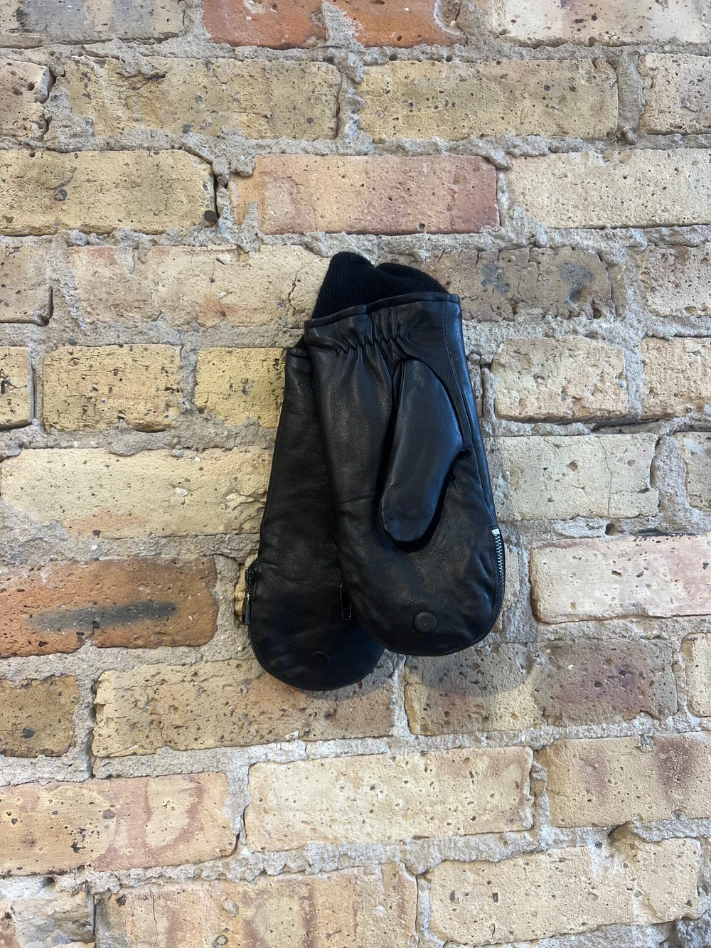 Black 2024 leather mittens