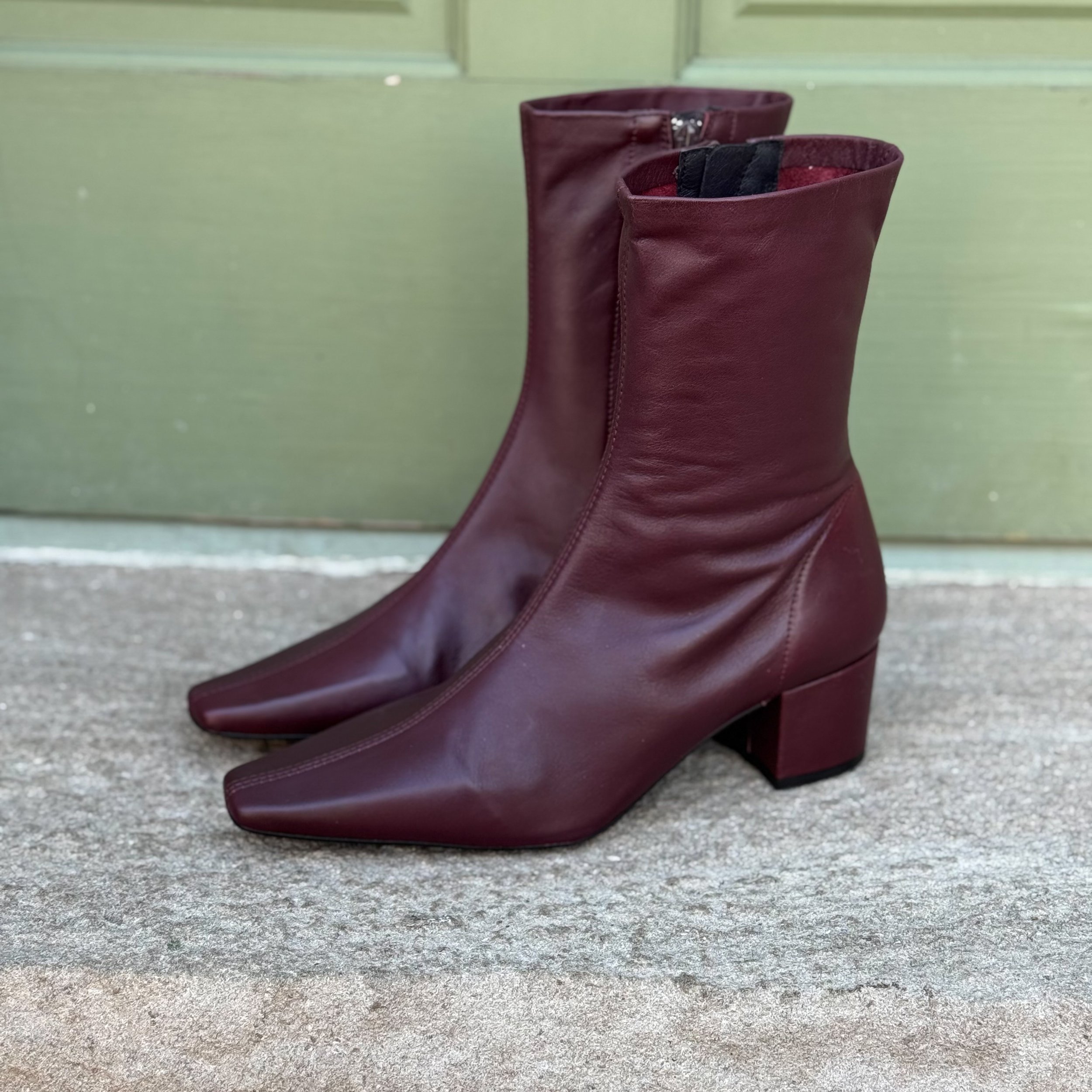 IB.MaroonTaperedToeBootFall2024-3.jpg
