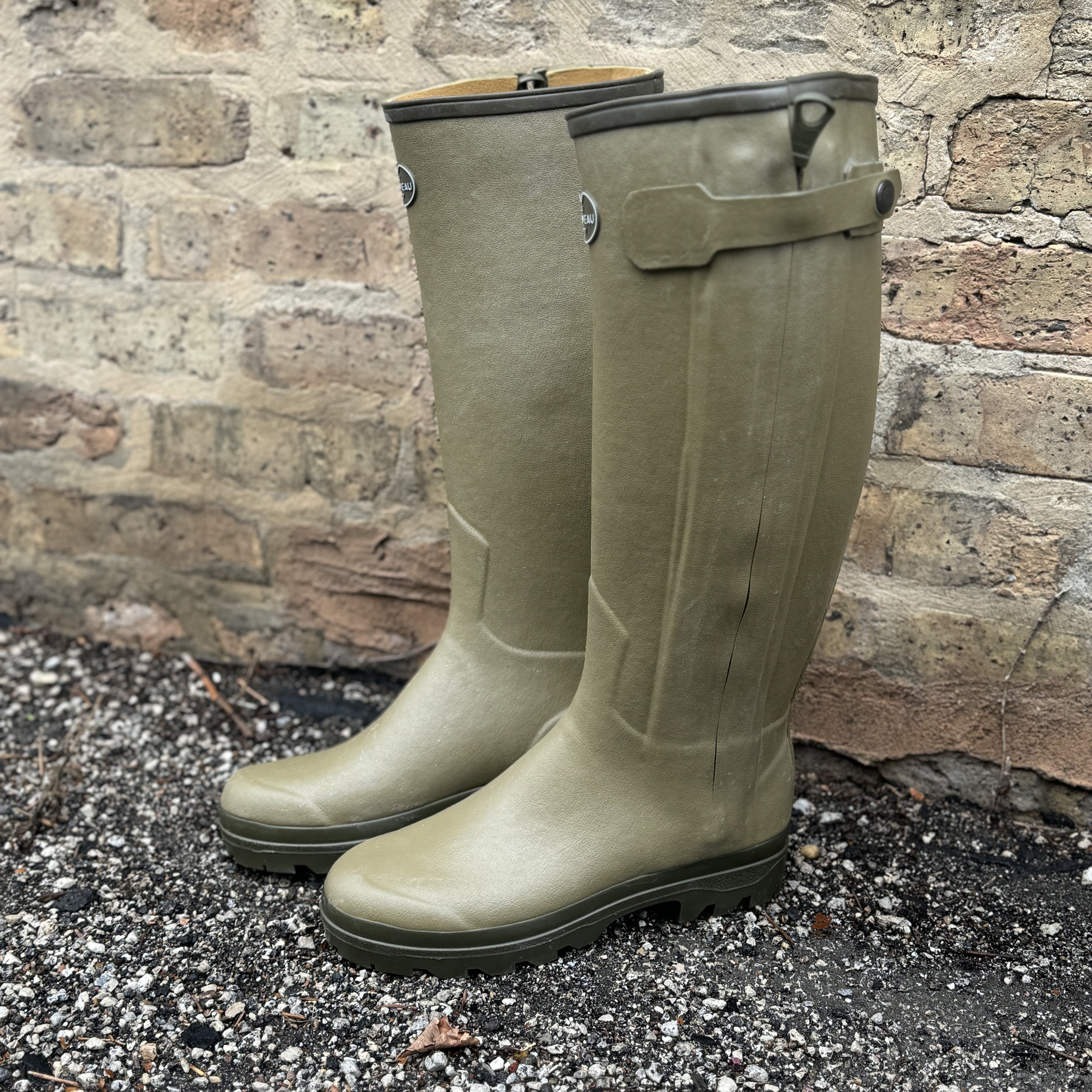Knee-High Pull-on Rain Boots