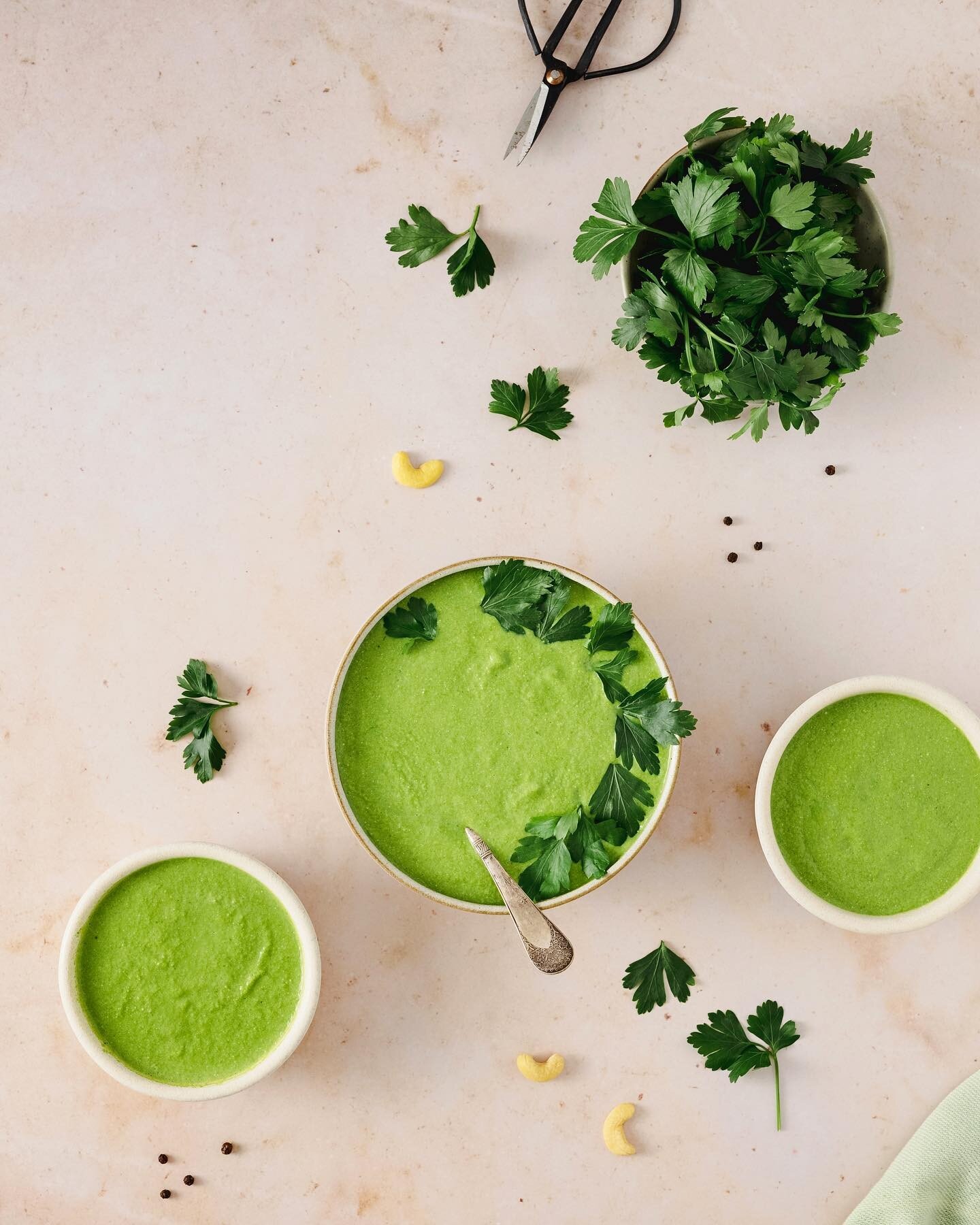 Image pour @sharlenefboudreau 🥬
.
.
.
.
#foodphotography #food #foodie #foodstagram #foodblogger #instafood #foodlover #yummy #delicious #foodgasm #homemade #foodies #instagood #foodiesofinstagram #foodpics #healthyfood #tasty #brunch #love #cooking