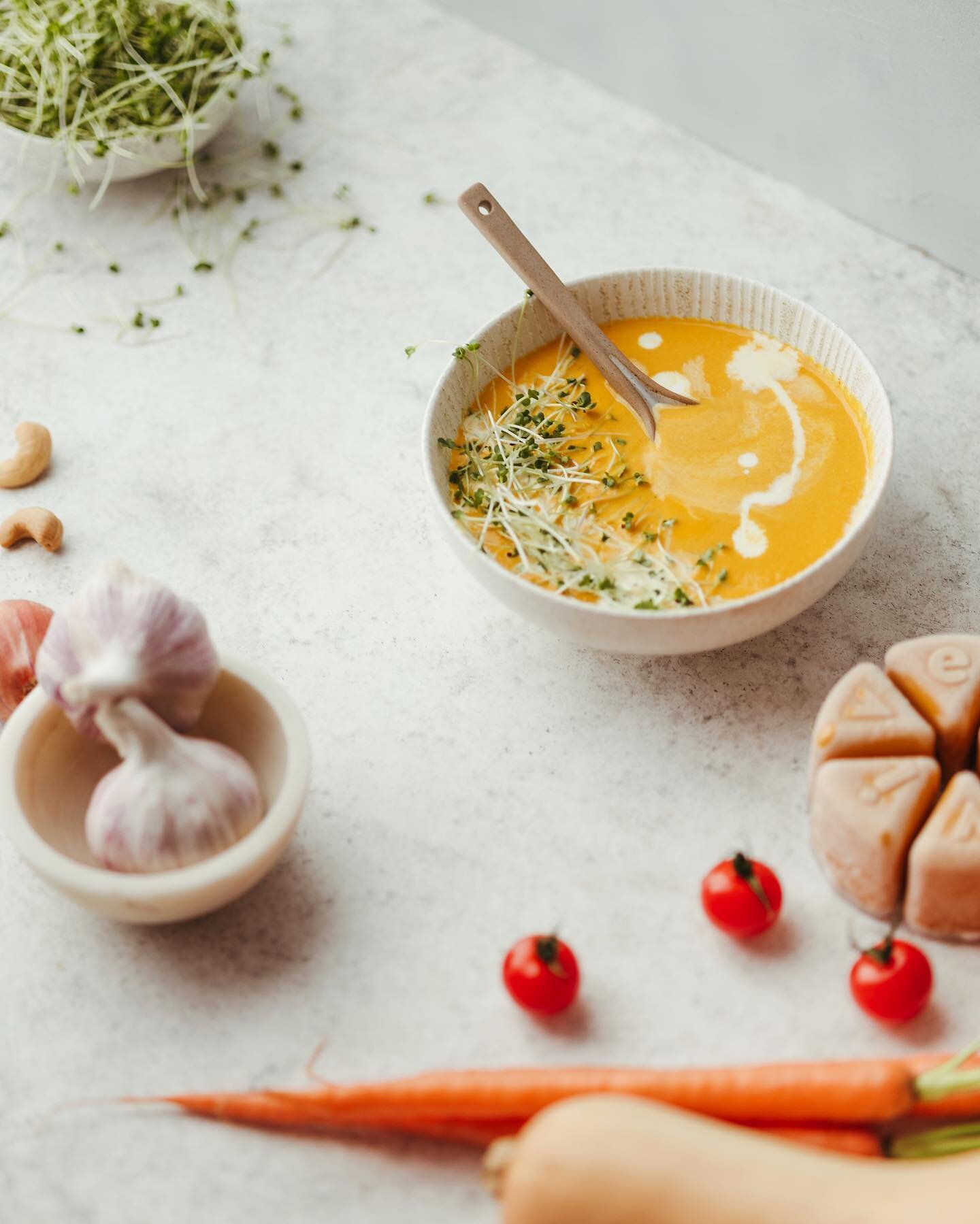 Stylisme culinaire et photos pour @evivenutrition 🥕

-

.
#foodphotography #food #foodie #foodstagram #foodblogger #instafood #foodlover #yummy #delicious #foodgasm #homemade #foodies #instagood #foodiesofinstagram #foodpics #healthyfood #tasty #din