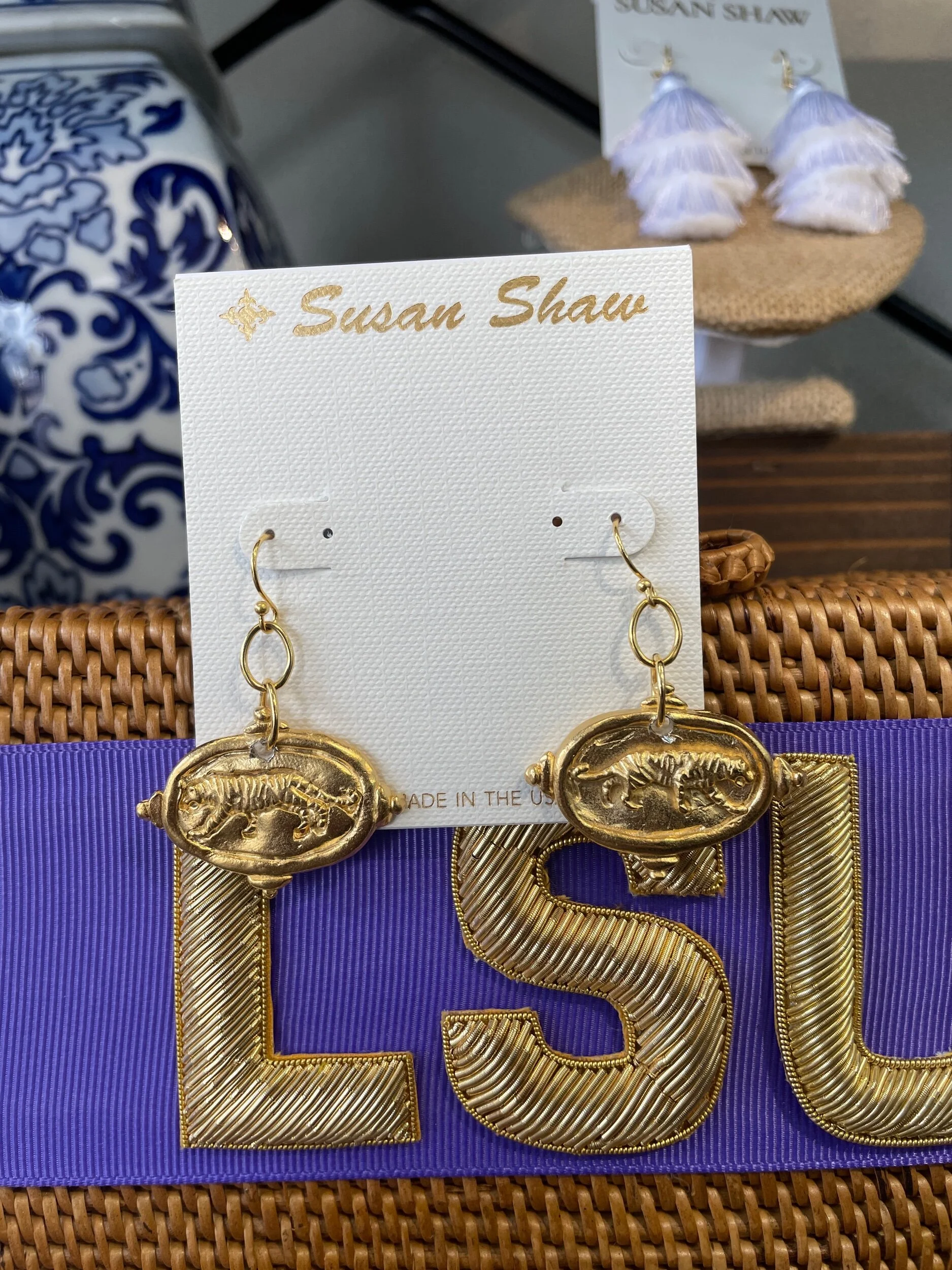 CDD4EBBC-5247-4B2D-9DB1-BBA49C5CDB07