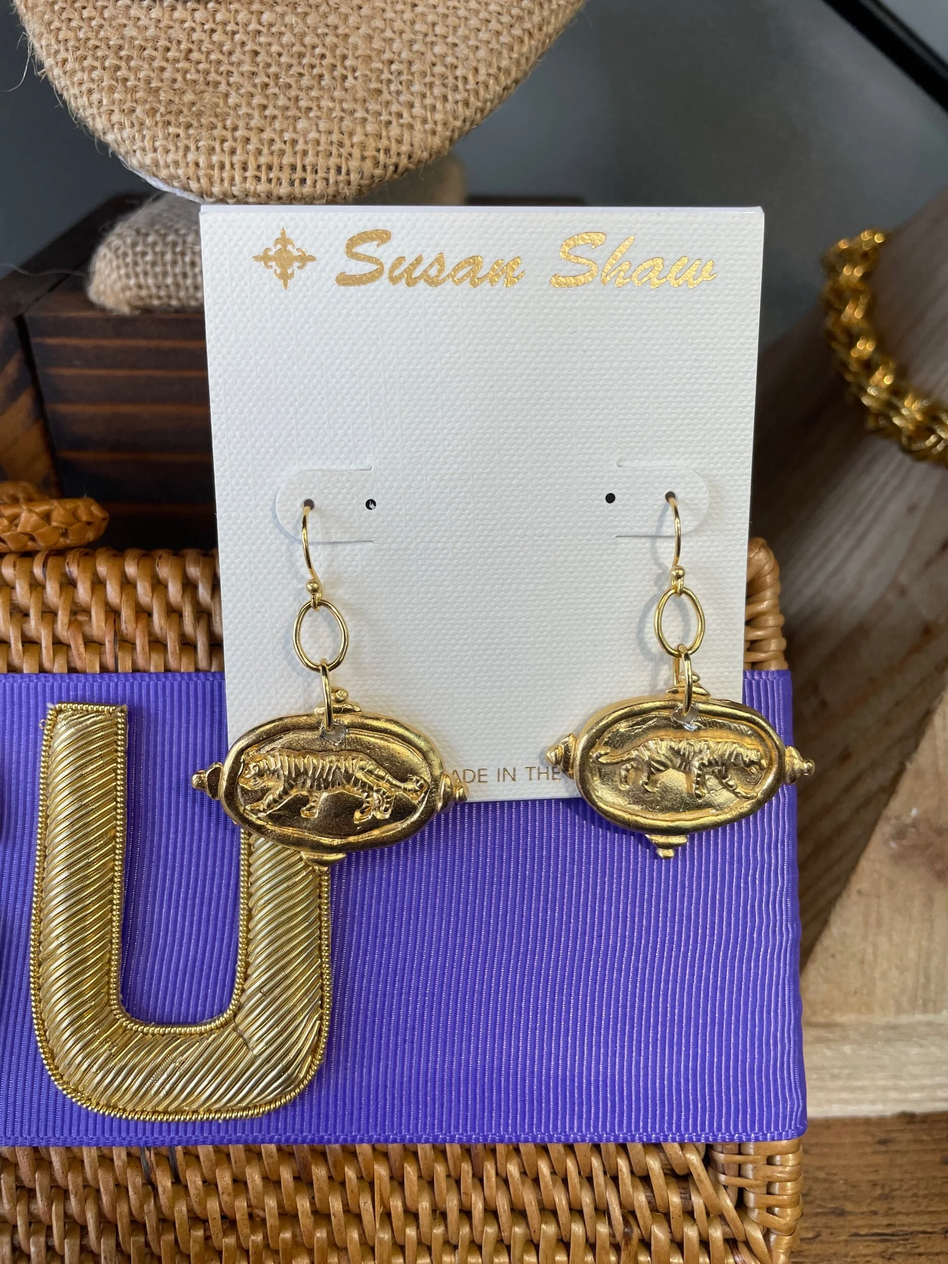 704AE2F7-E478-4FF8-AA9C-656A18A6DCB5