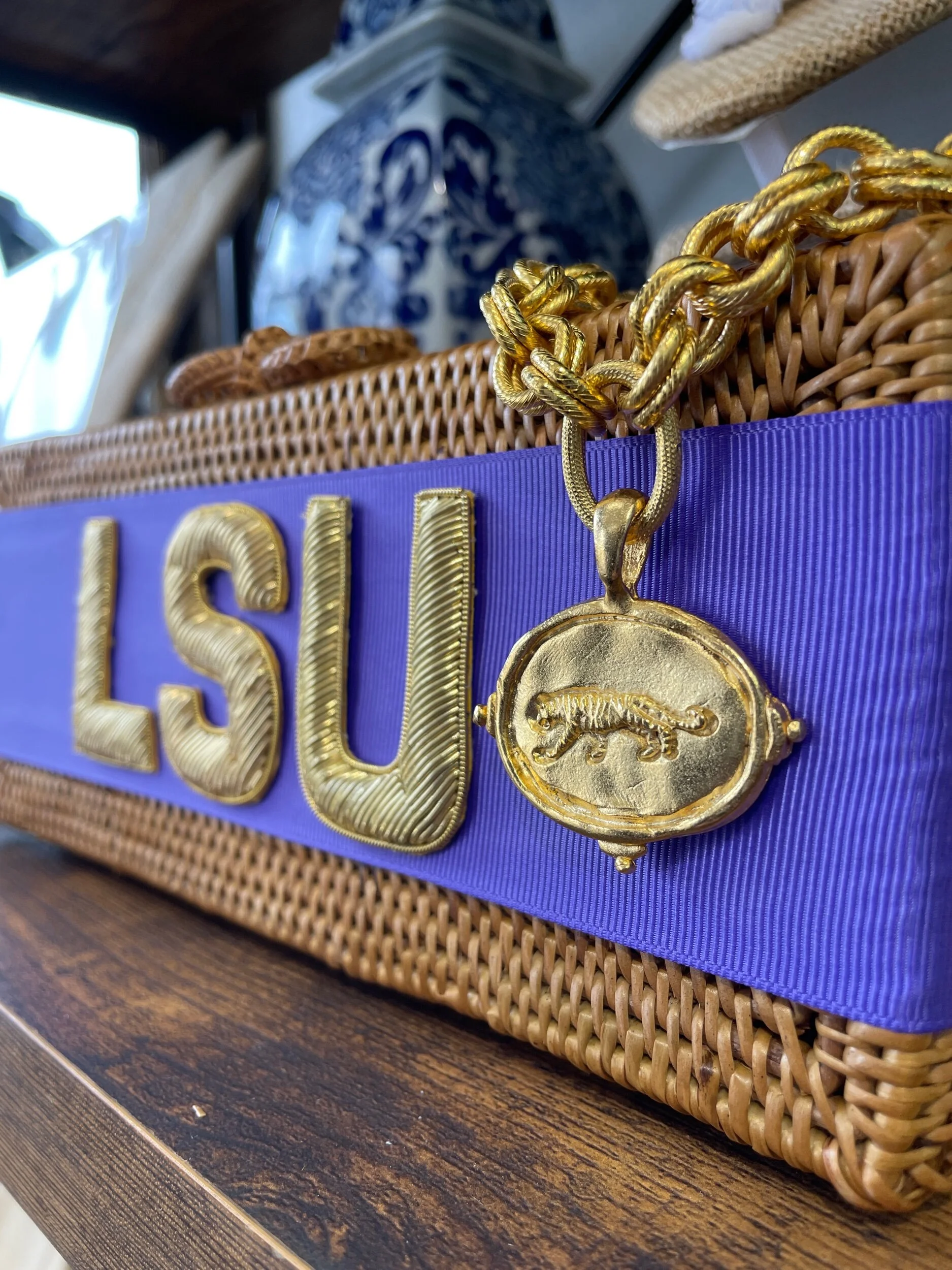 0D9374E2-CA3A-4699-AD04-FF3DD9B2BA9B