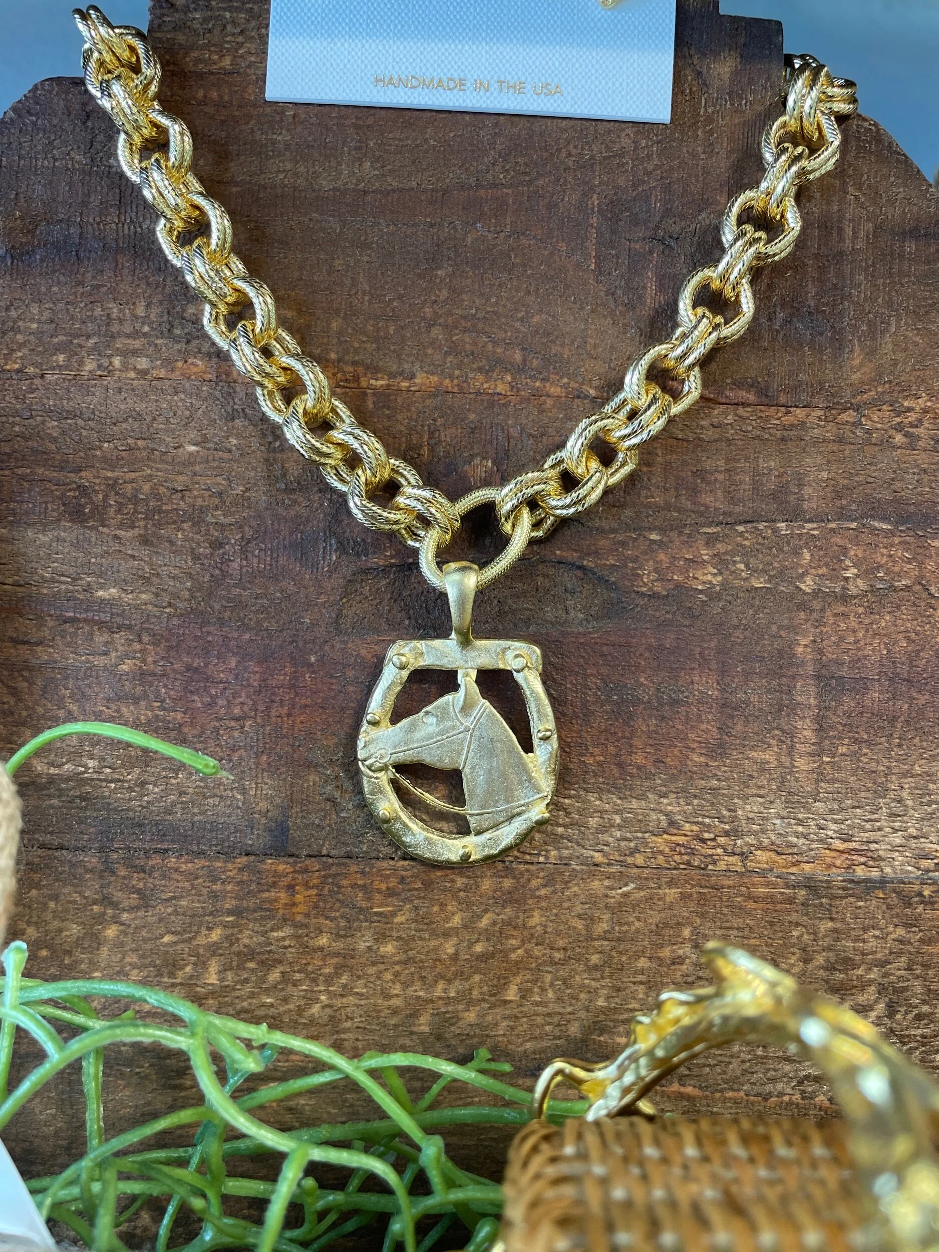 839D7EB5-F8BB-43DC-926E-6450FDACEDEB