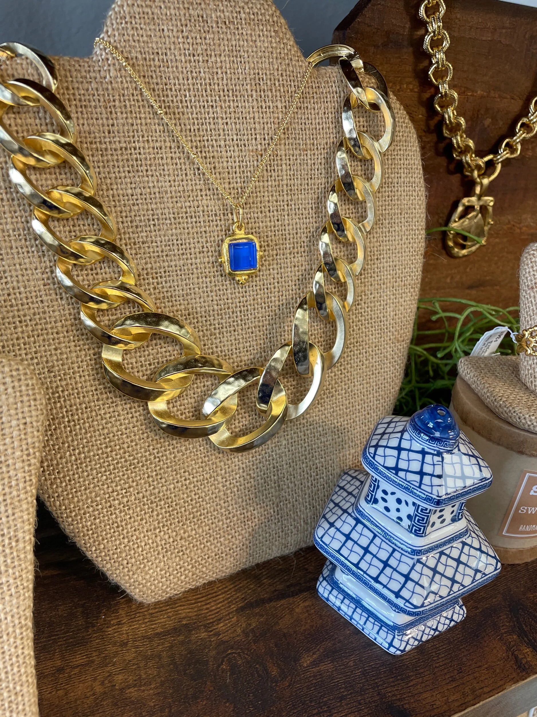 D0FDE3F7-4310-4B6B-9956-C55F2B6ACEC0