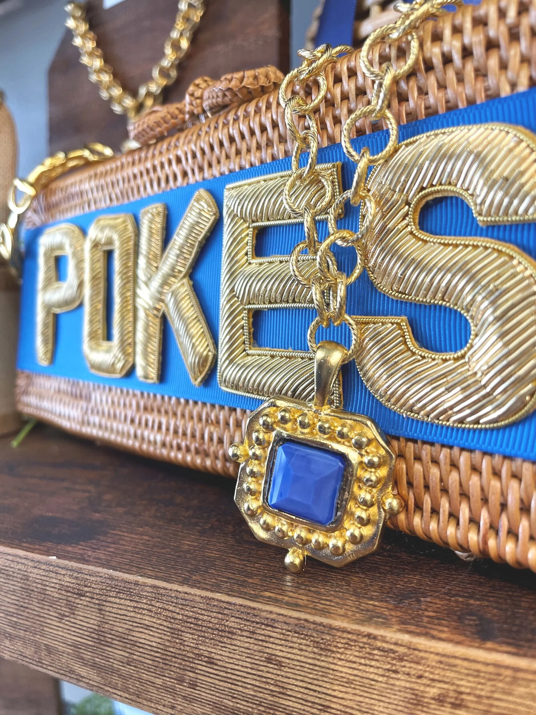 6B8AB2D3-435E-4054-AA17-20004A41D841