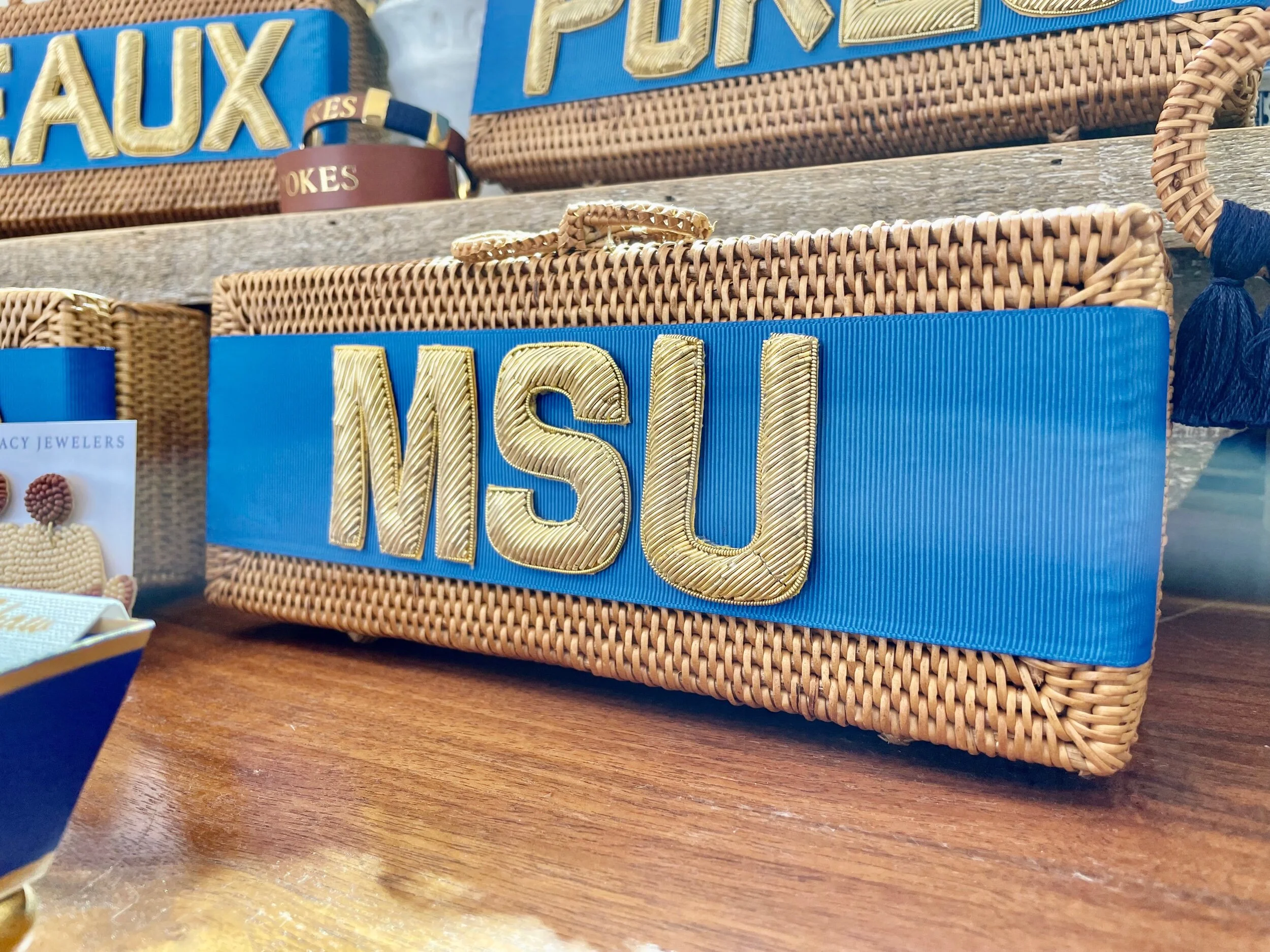 3C3E4938-02B5-4B66-AD42-36D04F5AD5C3