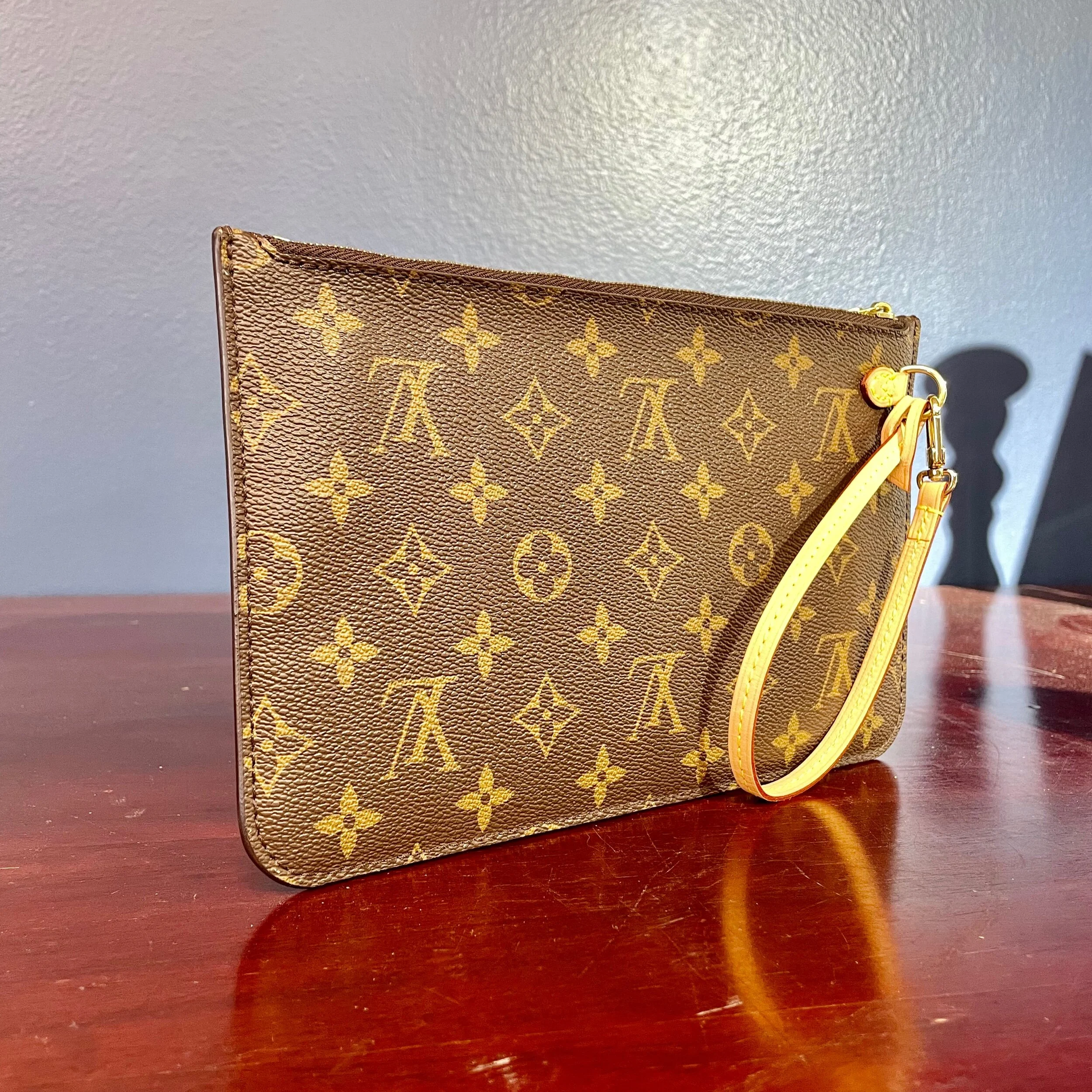 81BBC59B-D7A6-4CD3-BEBD-A6252BA37279