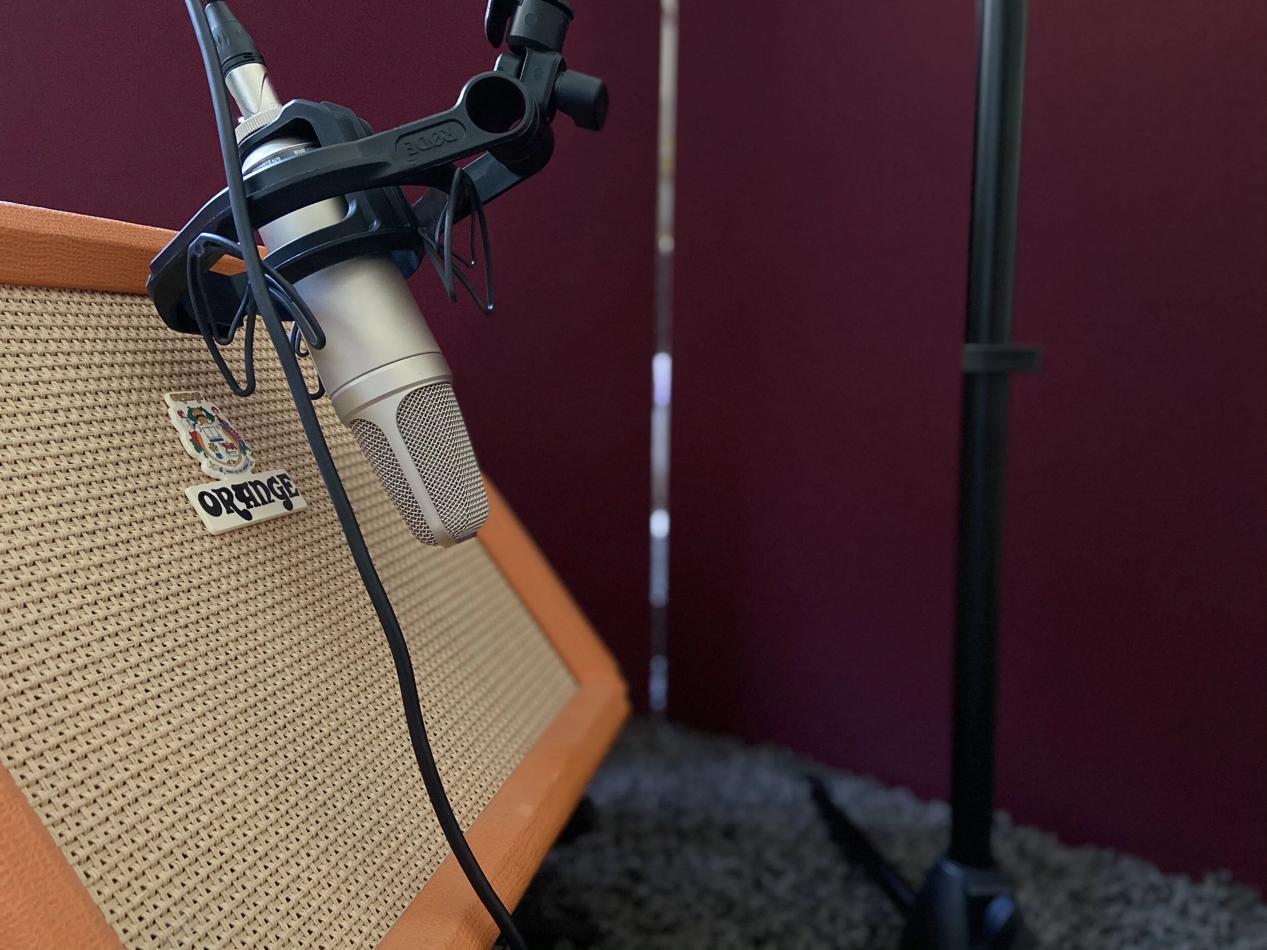 Our GIK acoustics freestanding baffles make it easy to get a controlled sound, and offer partial diffusion on the back