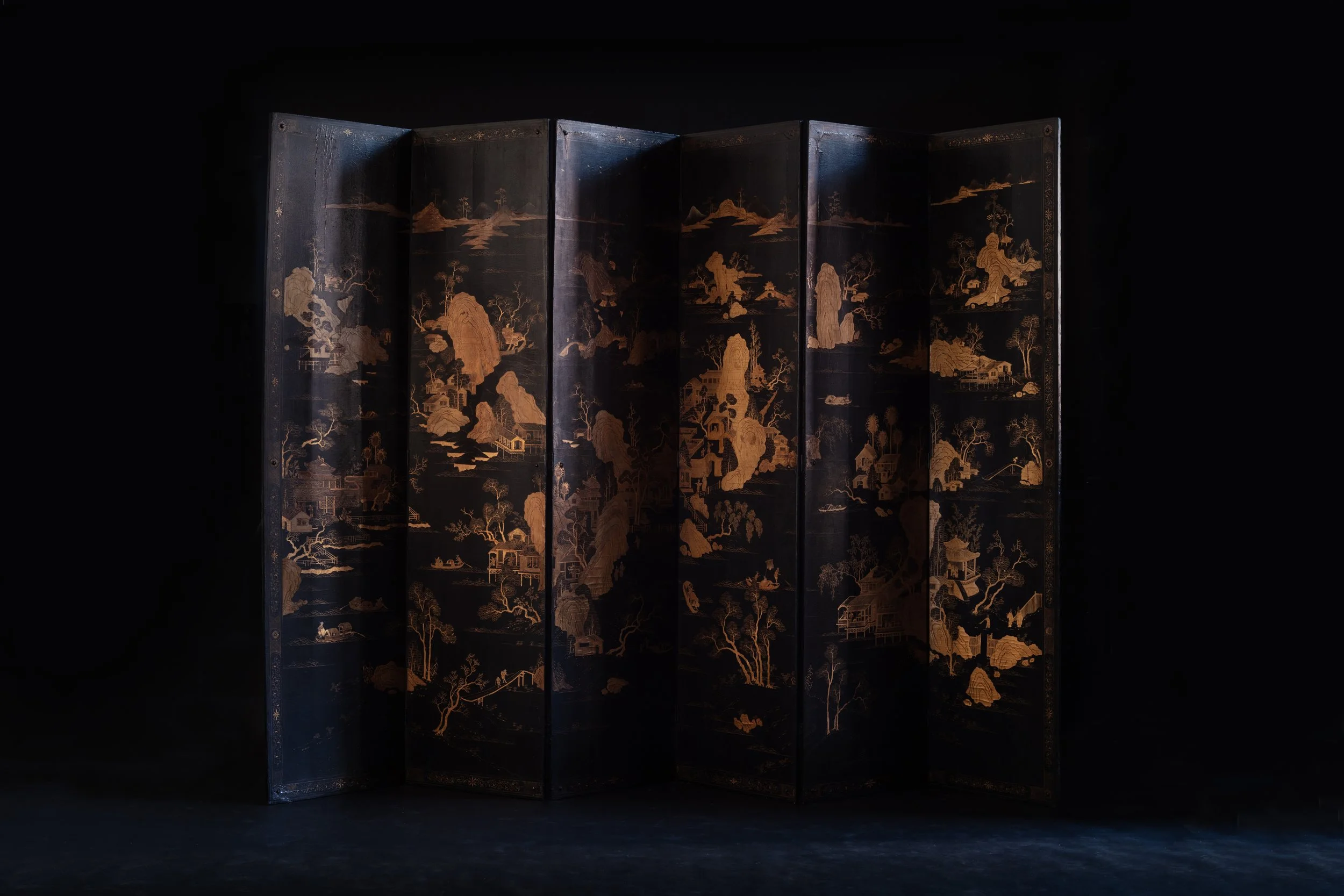 Molly Alexander An 18th Century Lacquer Screen.jpg