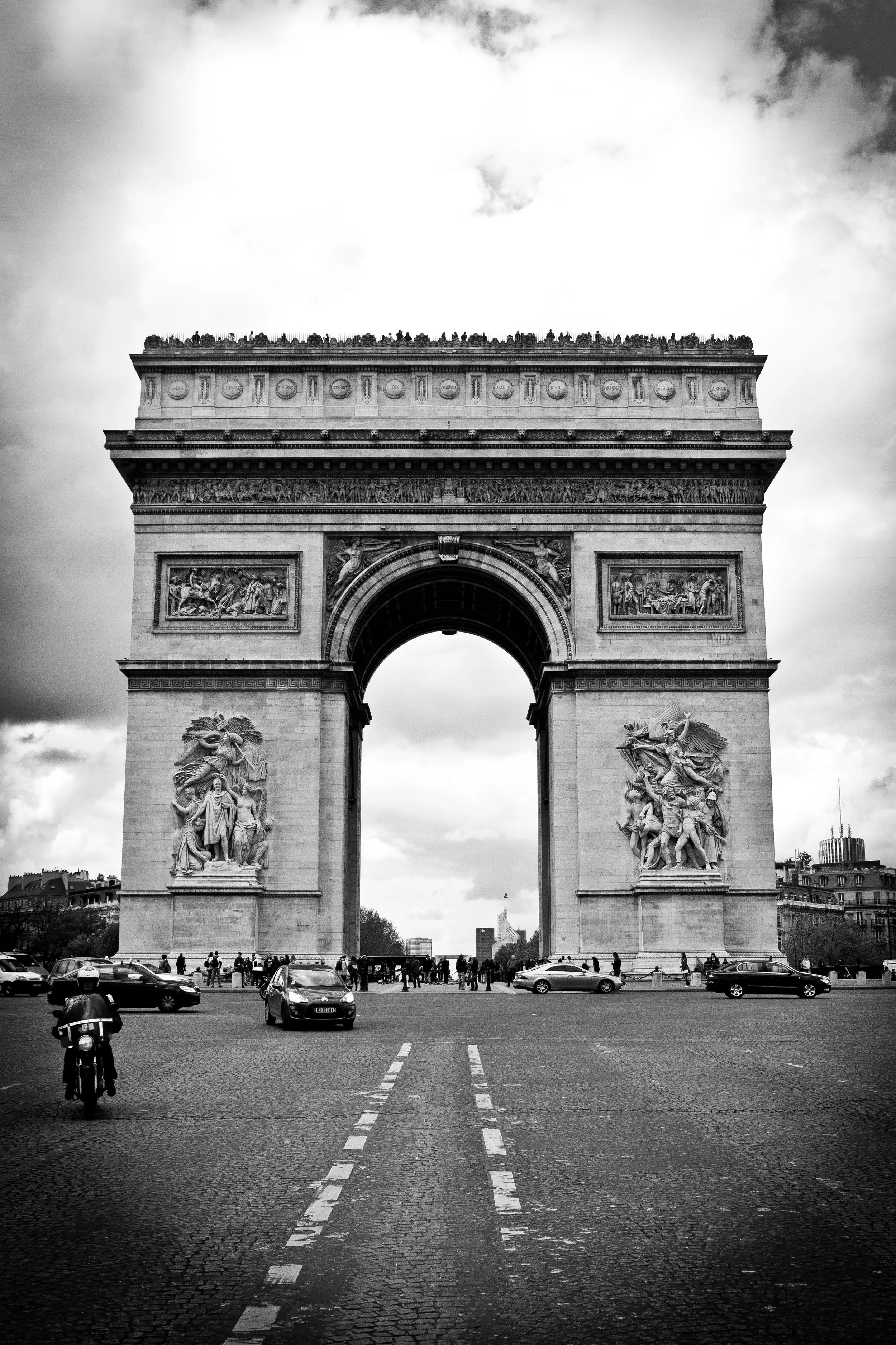 "Im Vorübergehen"   Arc de Triomphe